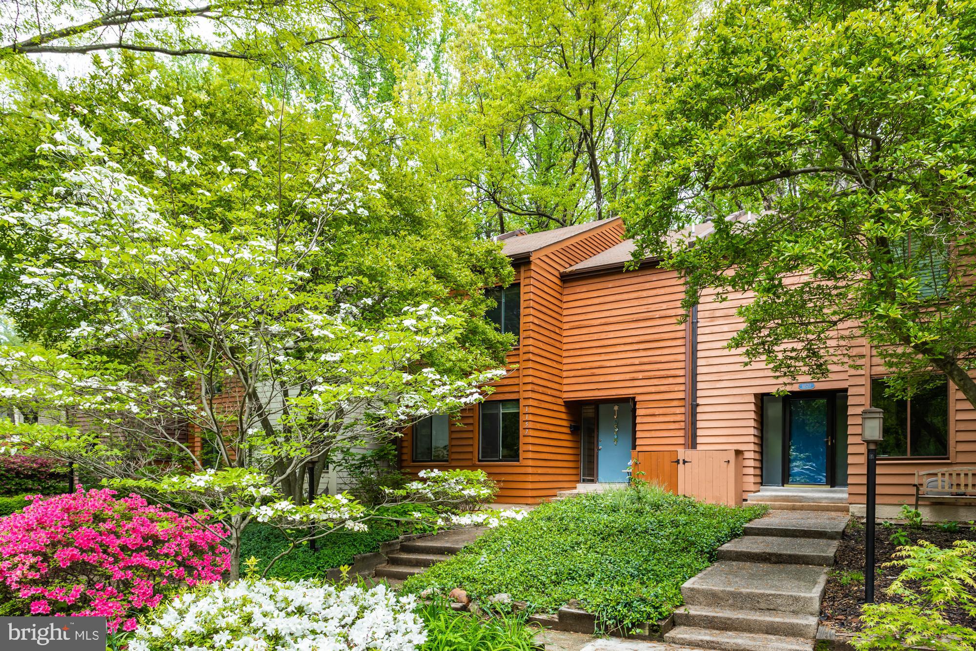 RESTON - Residential