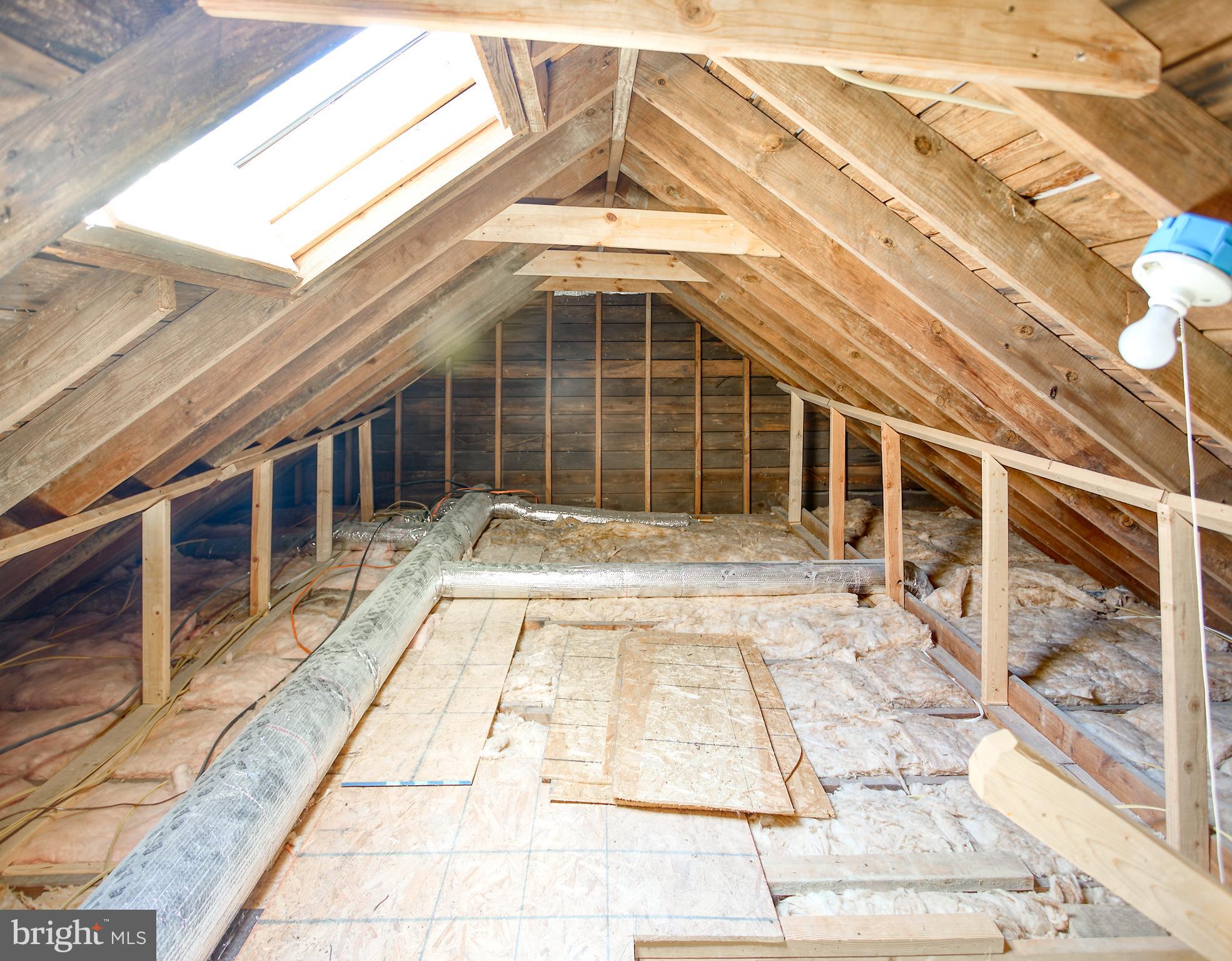 CARMODY HILLS - Residential