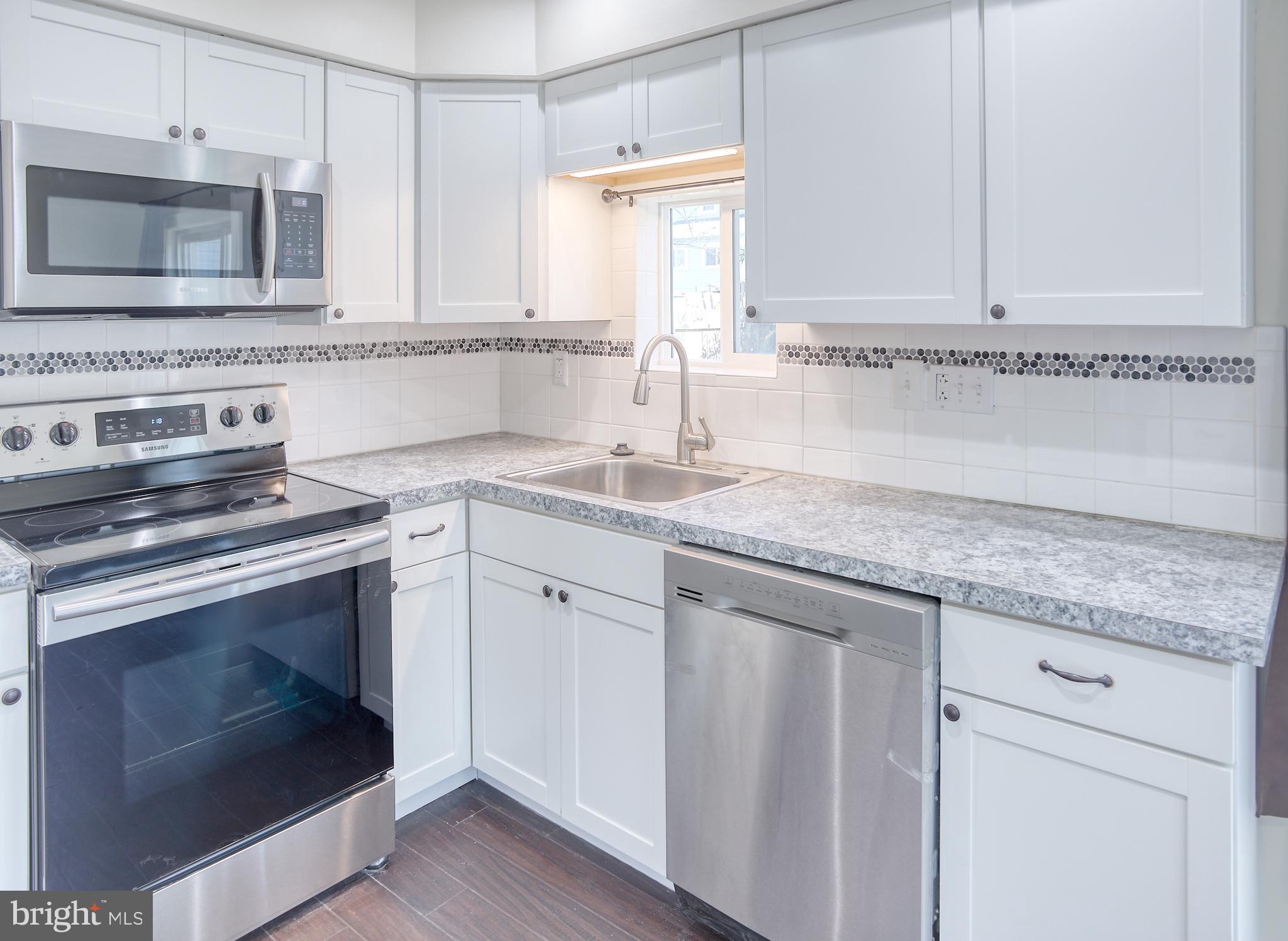 CARMODY HILLS - Residential