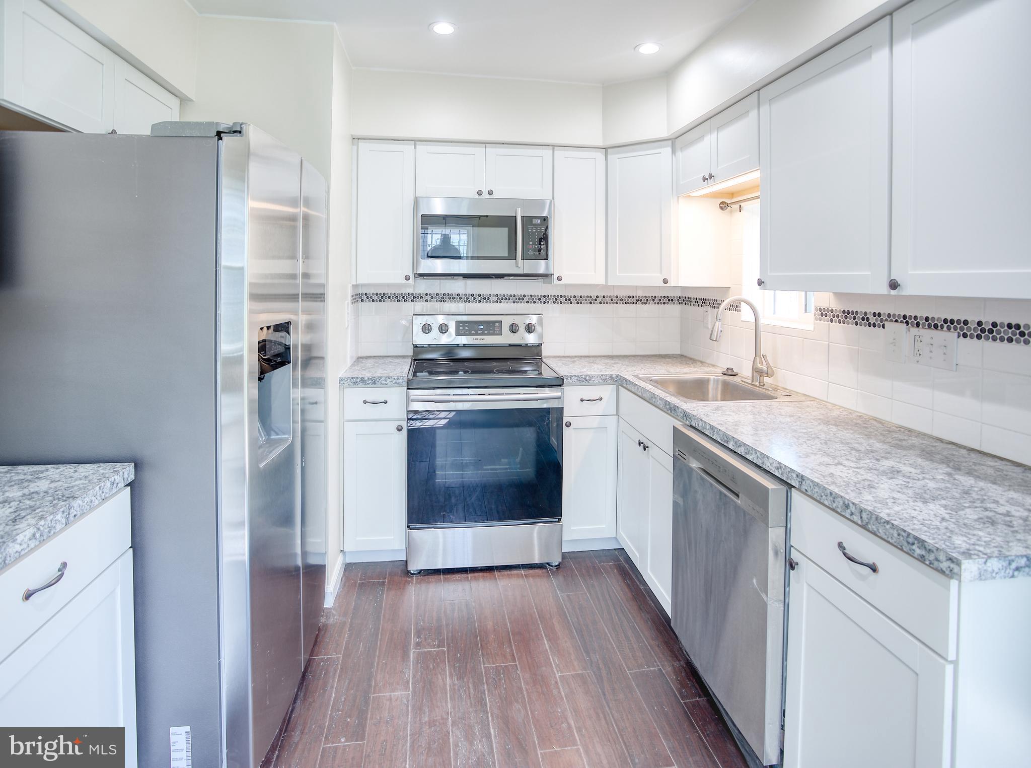 CARMODY HILLS - Residential