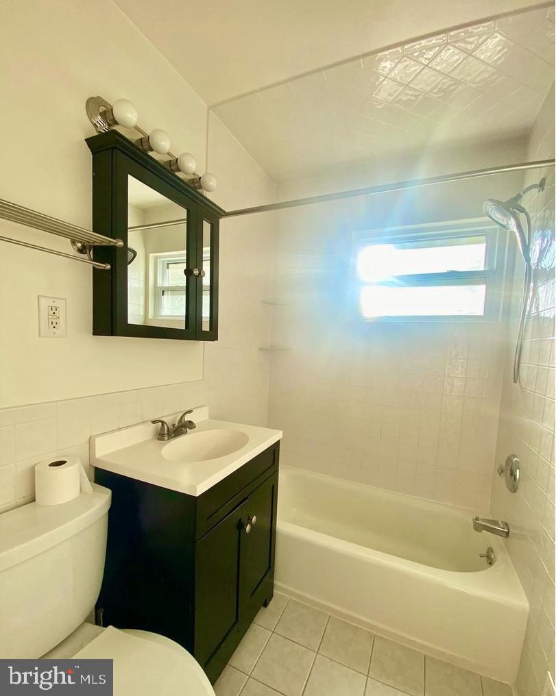 VIRGINIA HILLS - Residential Lease