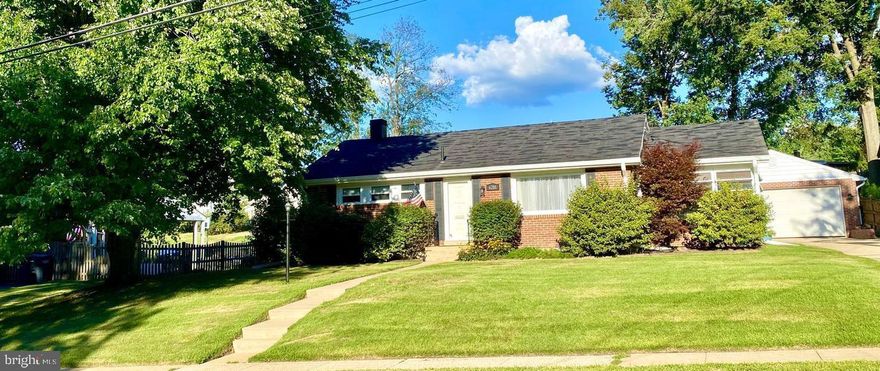 Beautiful All brick home with 4 bedrooms, 2 full bathrooms and a 2 car garage in Virginia Hills.  This home features hardwood floors throughout, a walkout basement that has a sunroom, wet bar, fireplace and kitchenette. Outside you will find a large fully fenced backyard with a patio. This home is in the perfect location for commuters being close to major highways including 495, 395, 295, I-95 and the Huntington Metro.  ***HOME IS CURRENTLY OCCUPIED, MUST SCHEDULE SHOWING 24 HOURS IN ADVANCE ,SHOWING MONDAY - FRIDAY 5-7 & SAT - SUN 12-4. NO SHOWINGS 4/25. Pictures were taken before current tenant moved in.***