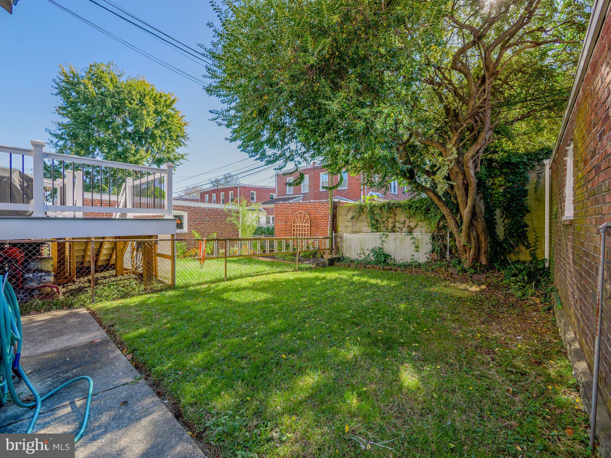 190 W MARSHALL ROAD
