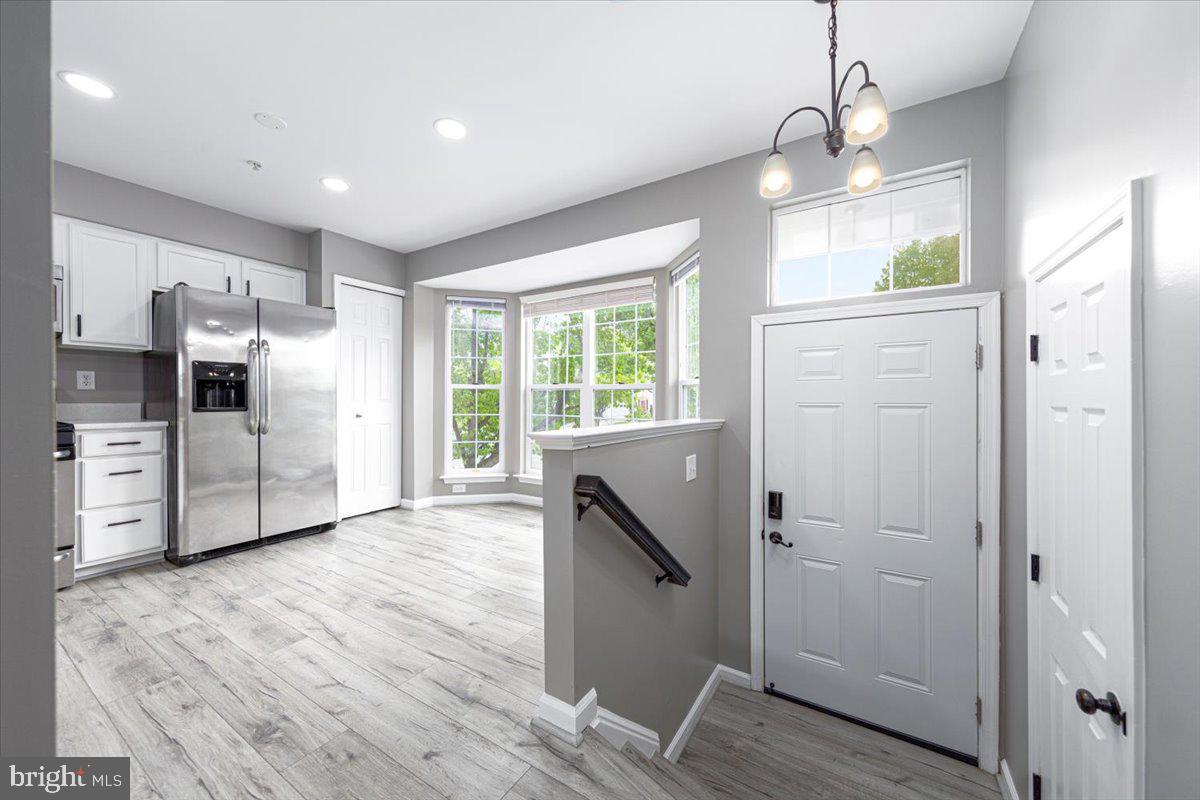 SOMERSET - Residential