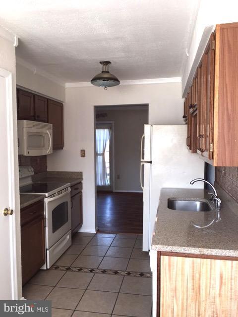 REGENCY TOWNS PLAT TWO - Residential Lease