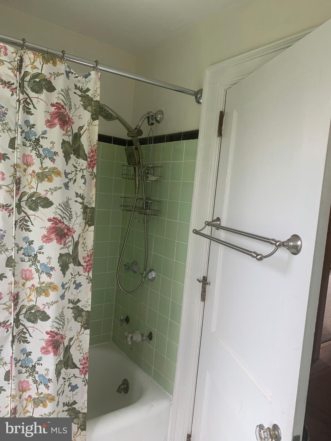 FARQUHAR PARK - Residential Lease