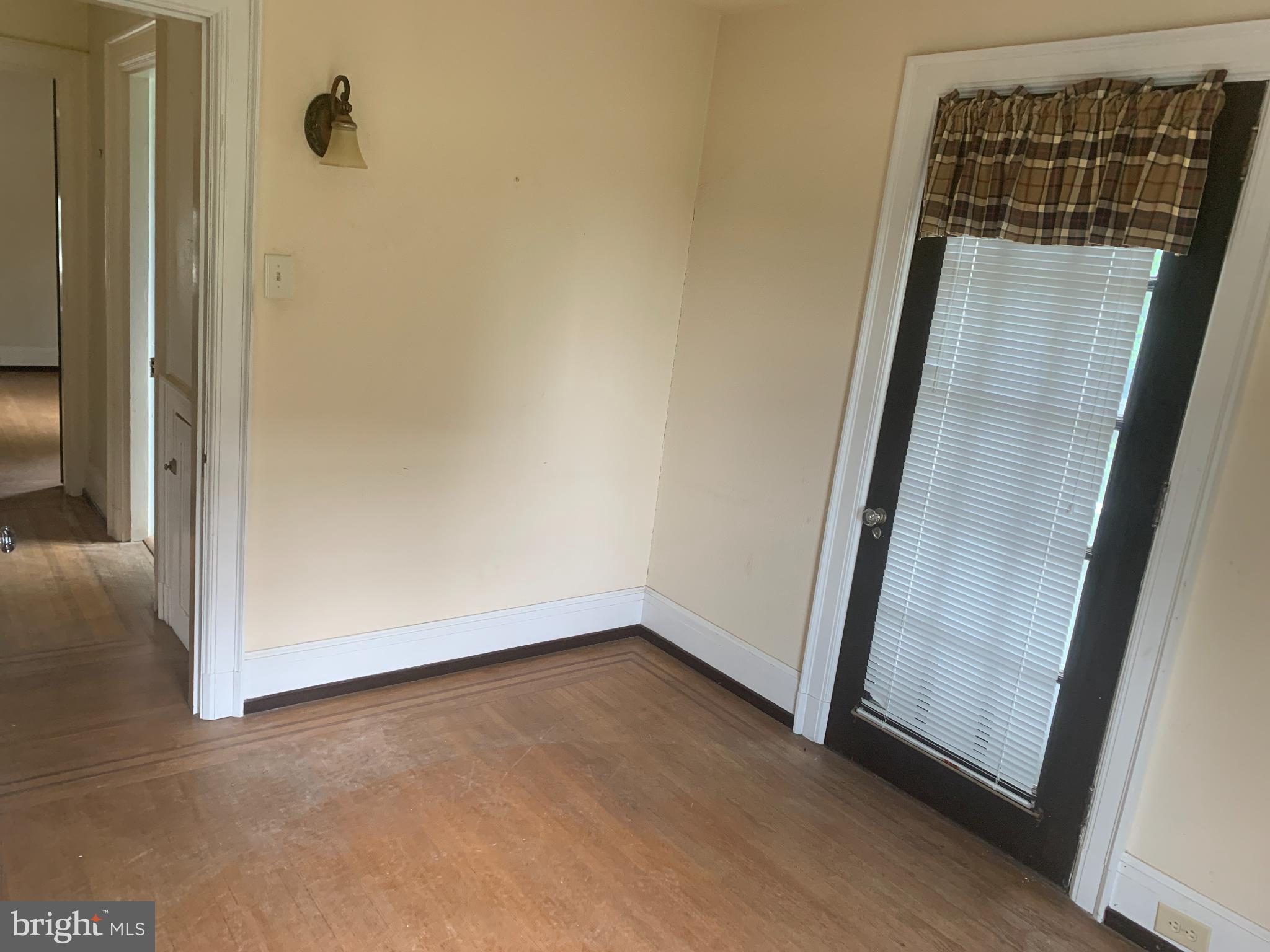 FARQUHAR PARK - Residential Lease