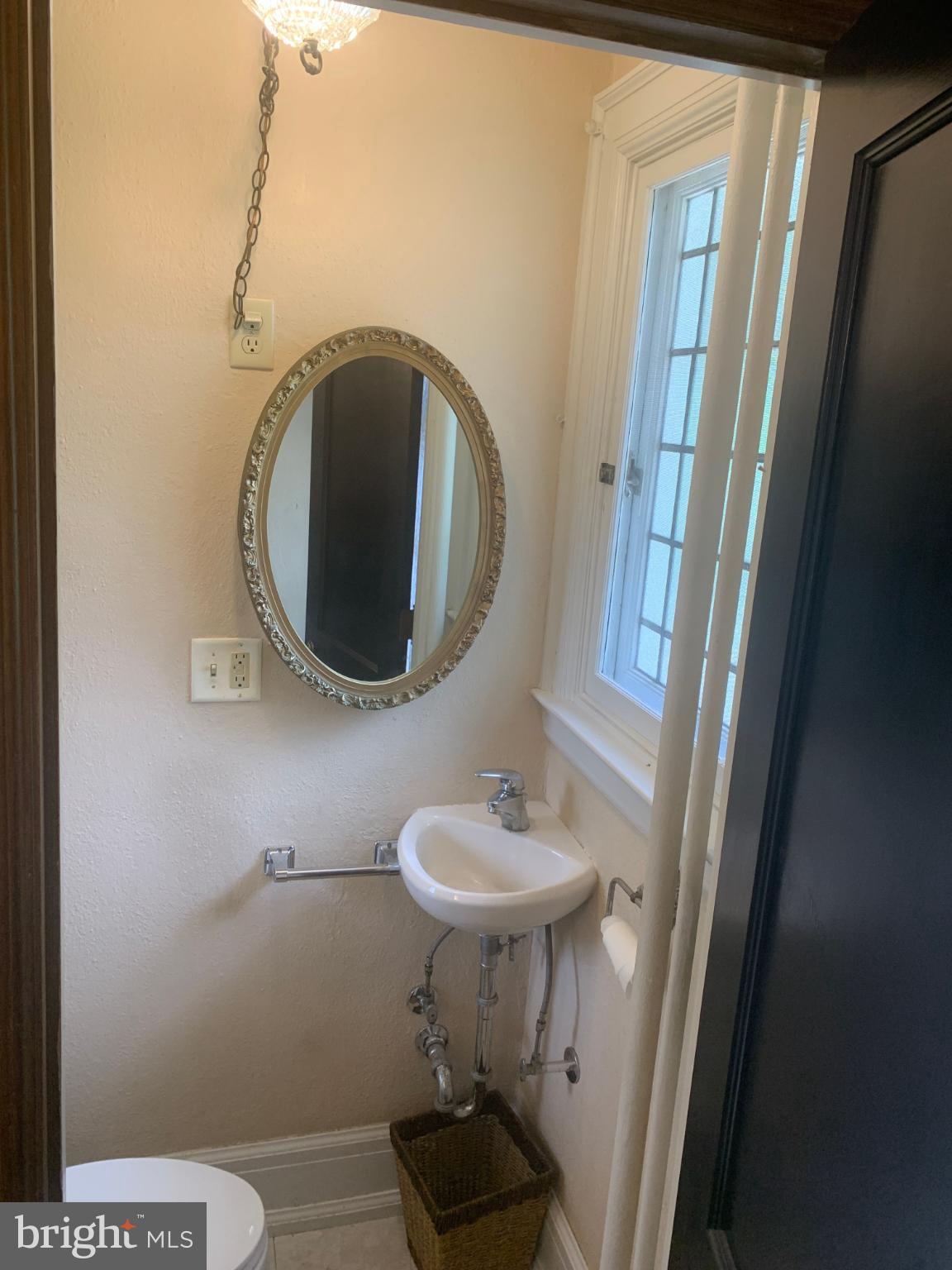 FARQUHAR PARK - Residential Lease