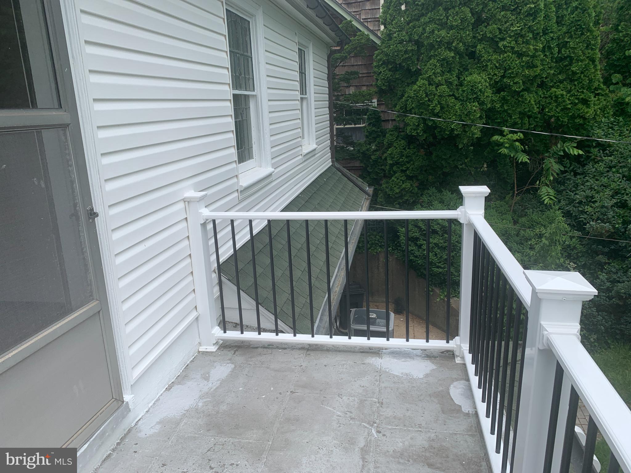 FARQUHAR PARK - Residential Lease