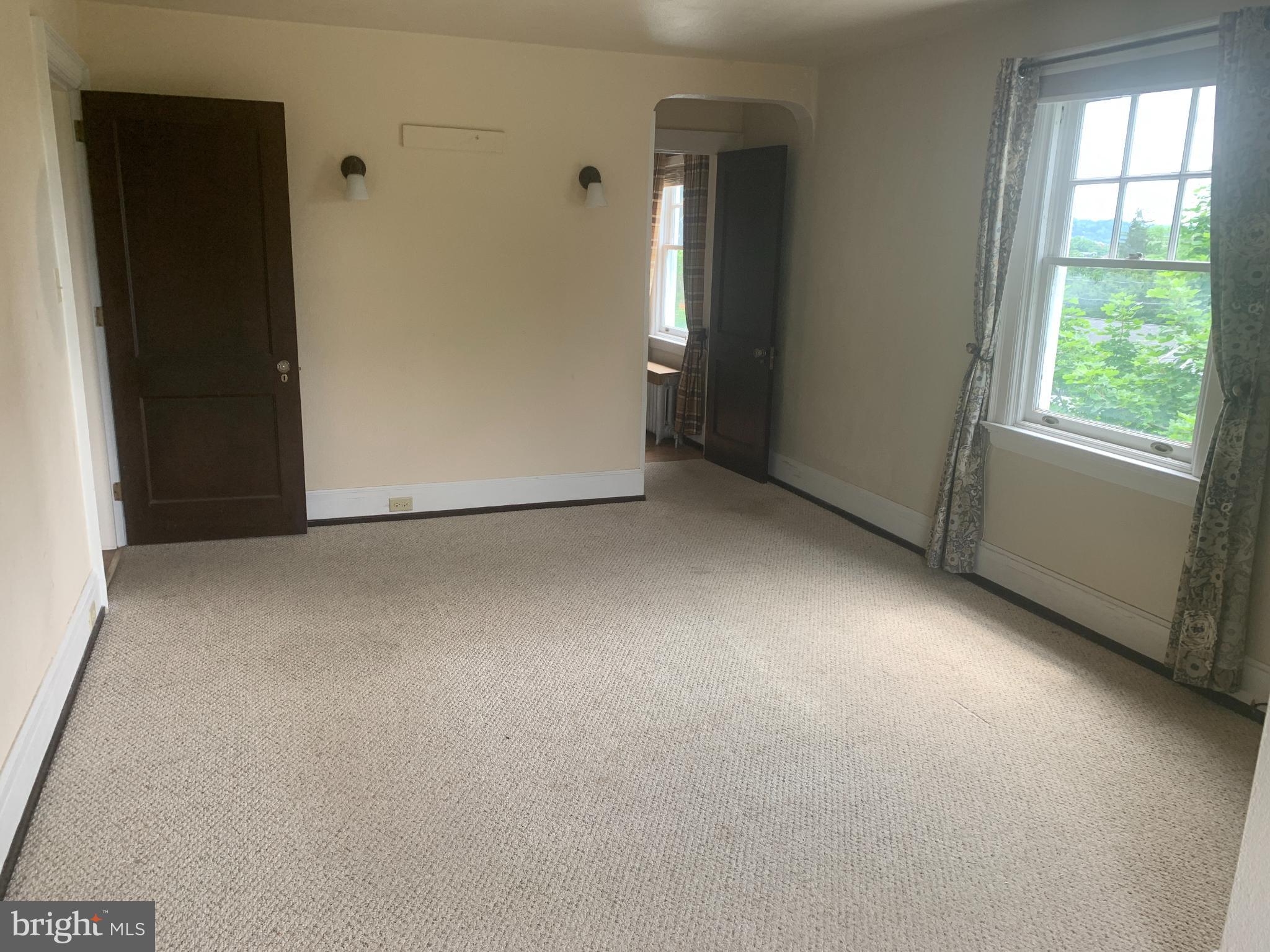 FARQUHAR PARK - Residential Lease