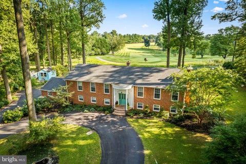Homes For Sale - 4 Country Club Lane<br/> PHOENIX, MD 21131