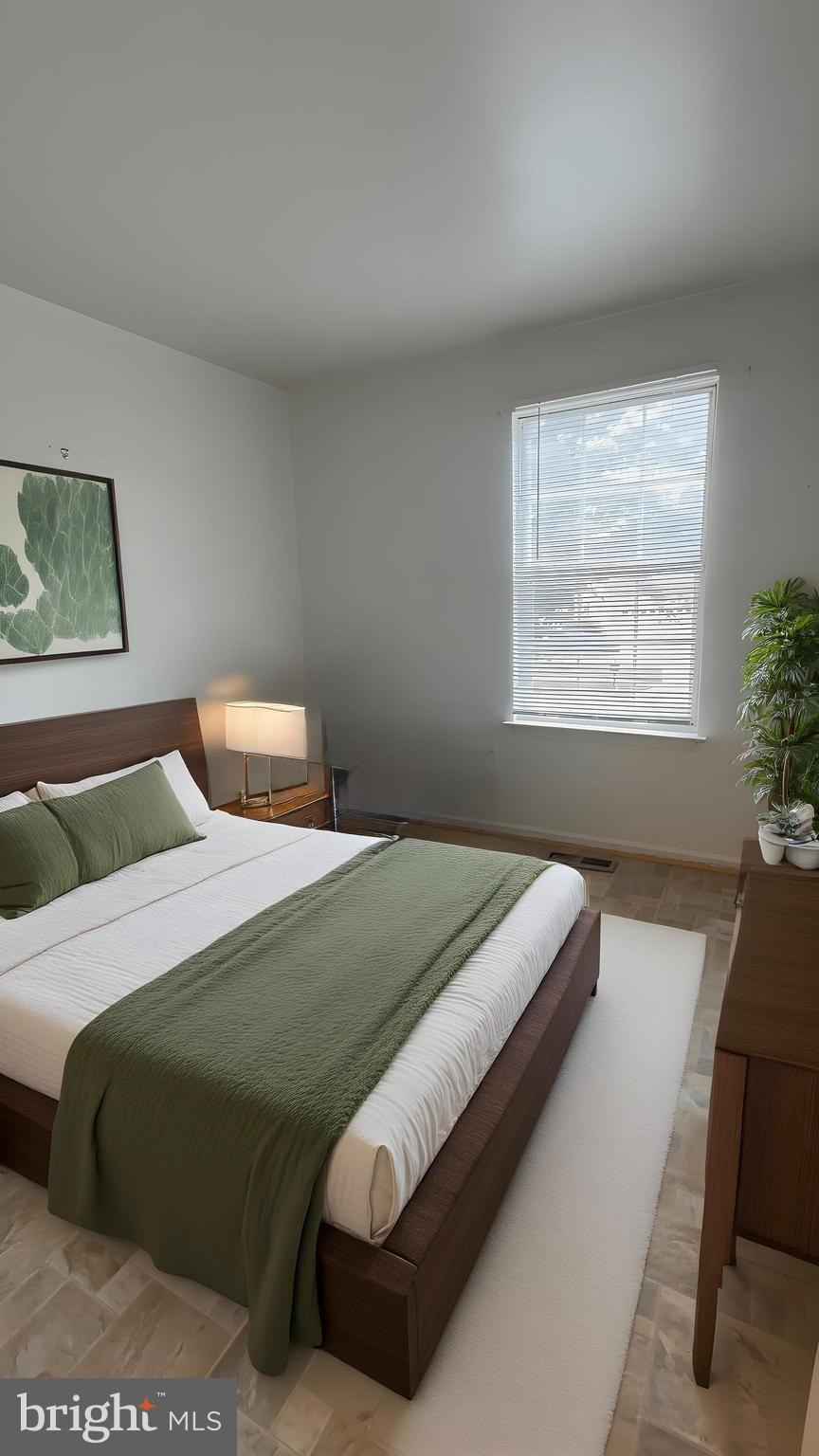 OLD FORT HILLS PLAT TWO - Residential Lease