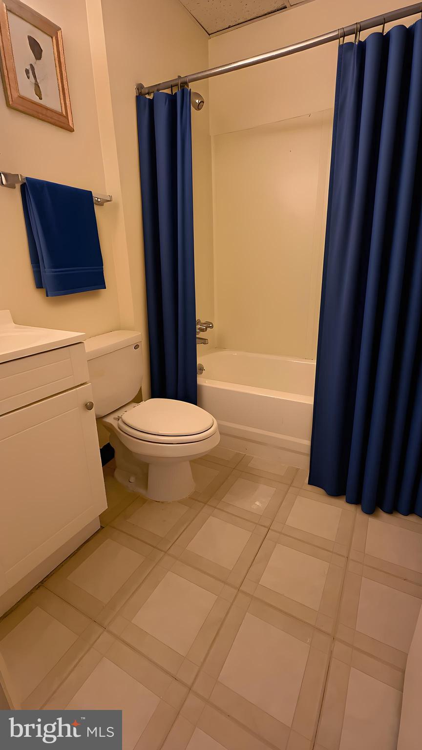 OLD FORT HILLS PLAT TWO - Residential Lease