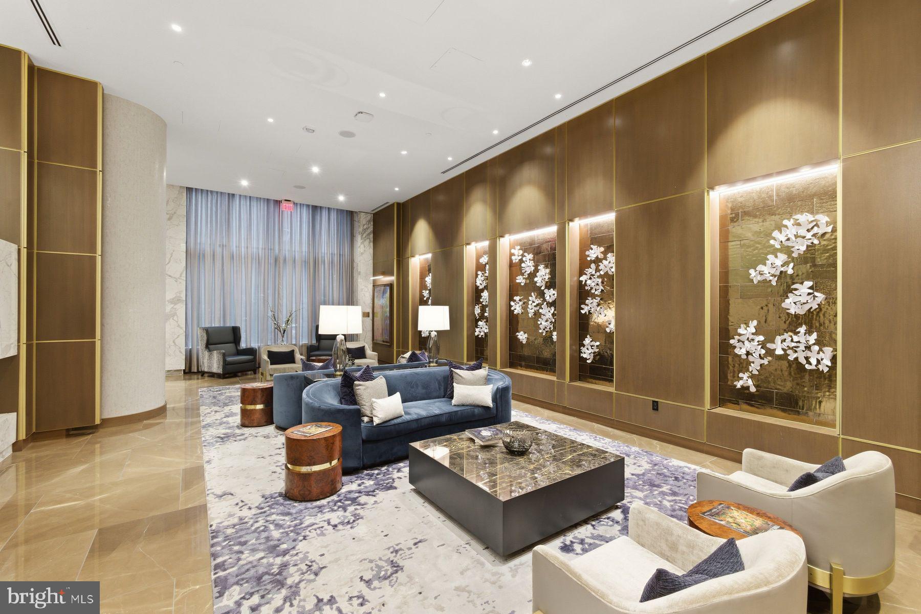 CENTER CITY - Residential