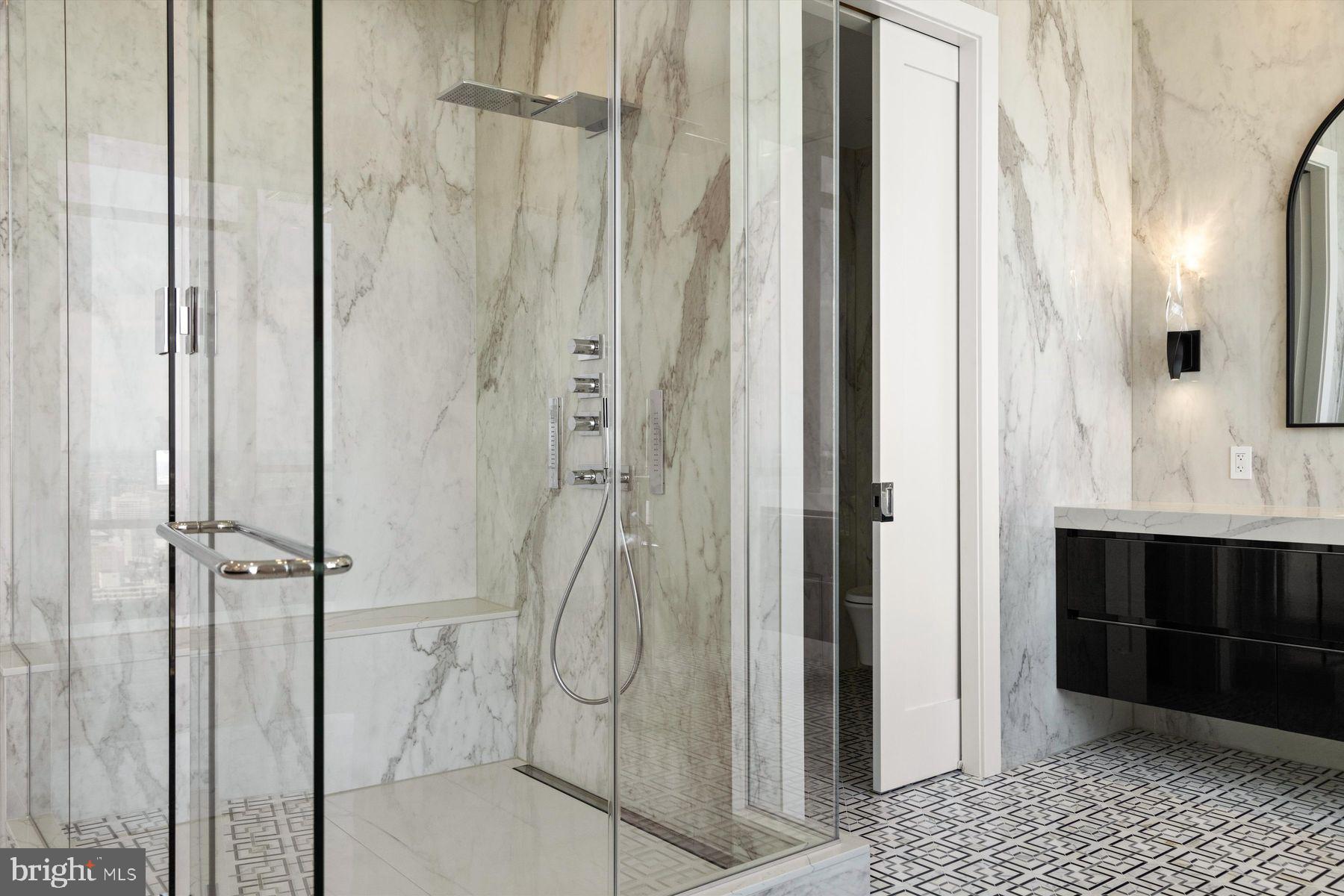 CENTER CITY - Residential