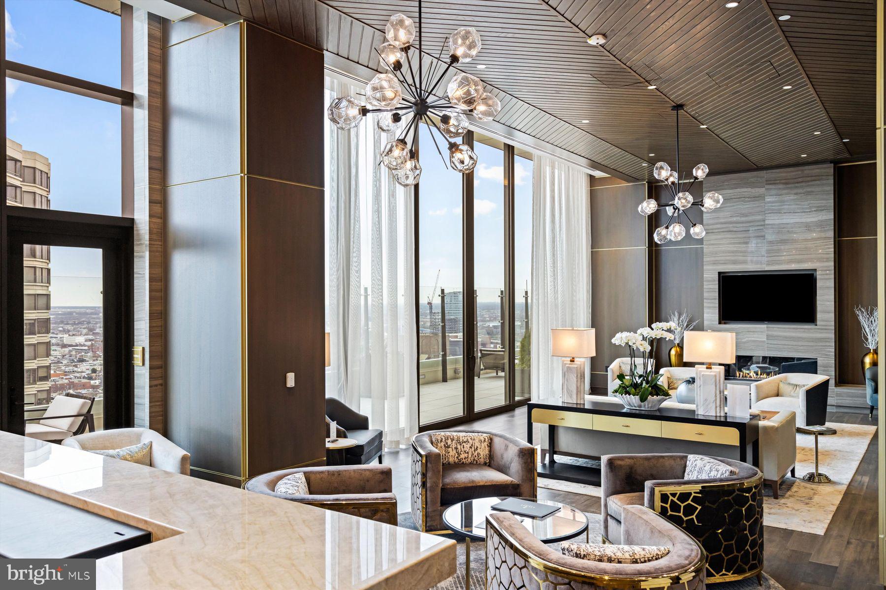 CENTER CITY - Residential