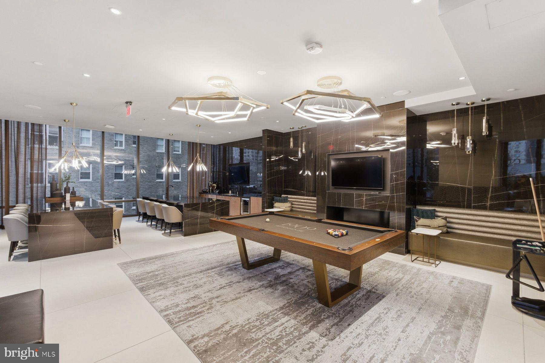 CENTER CITY - Residential