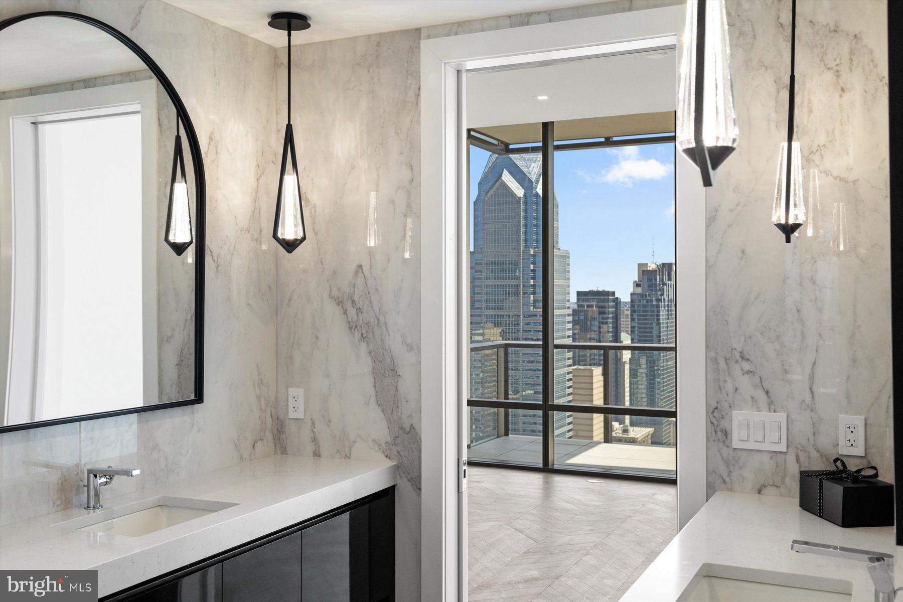 CENTER CITY - Residential