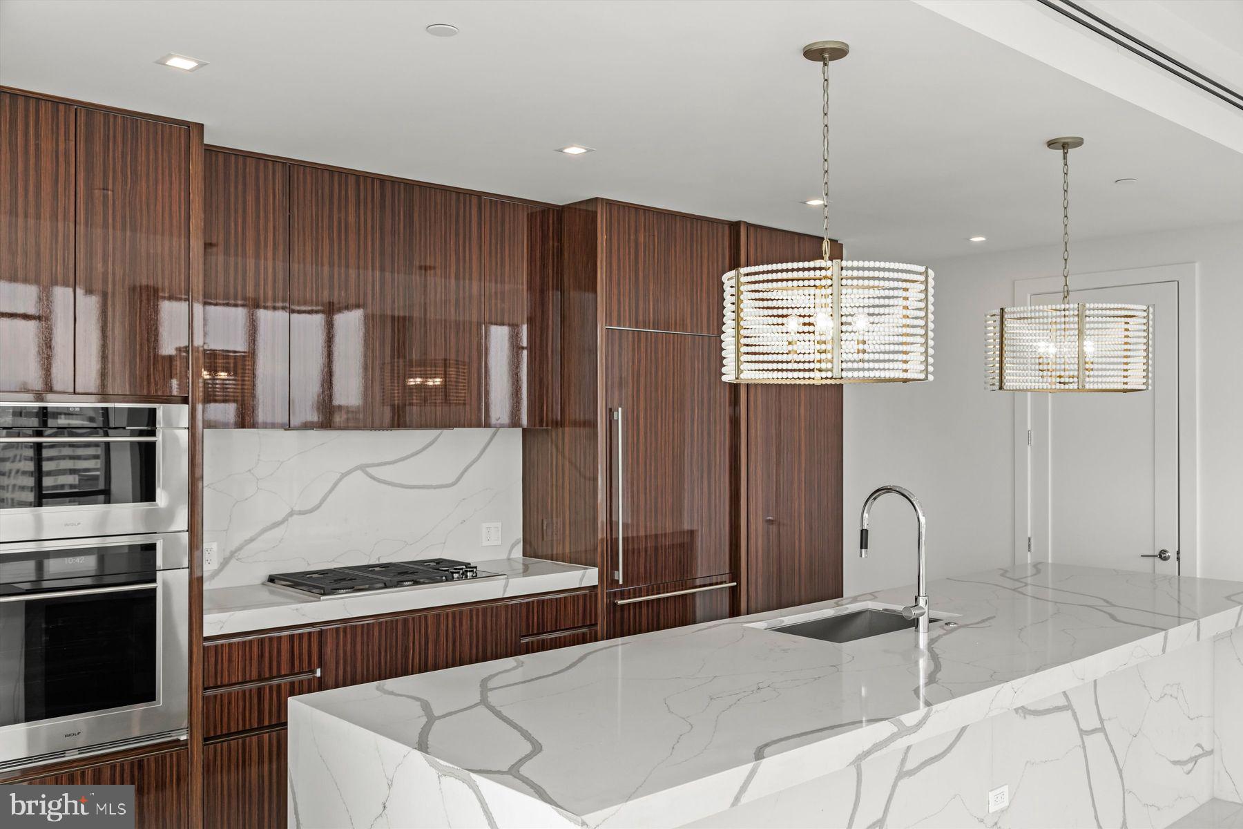 CENTER CITY - Residential