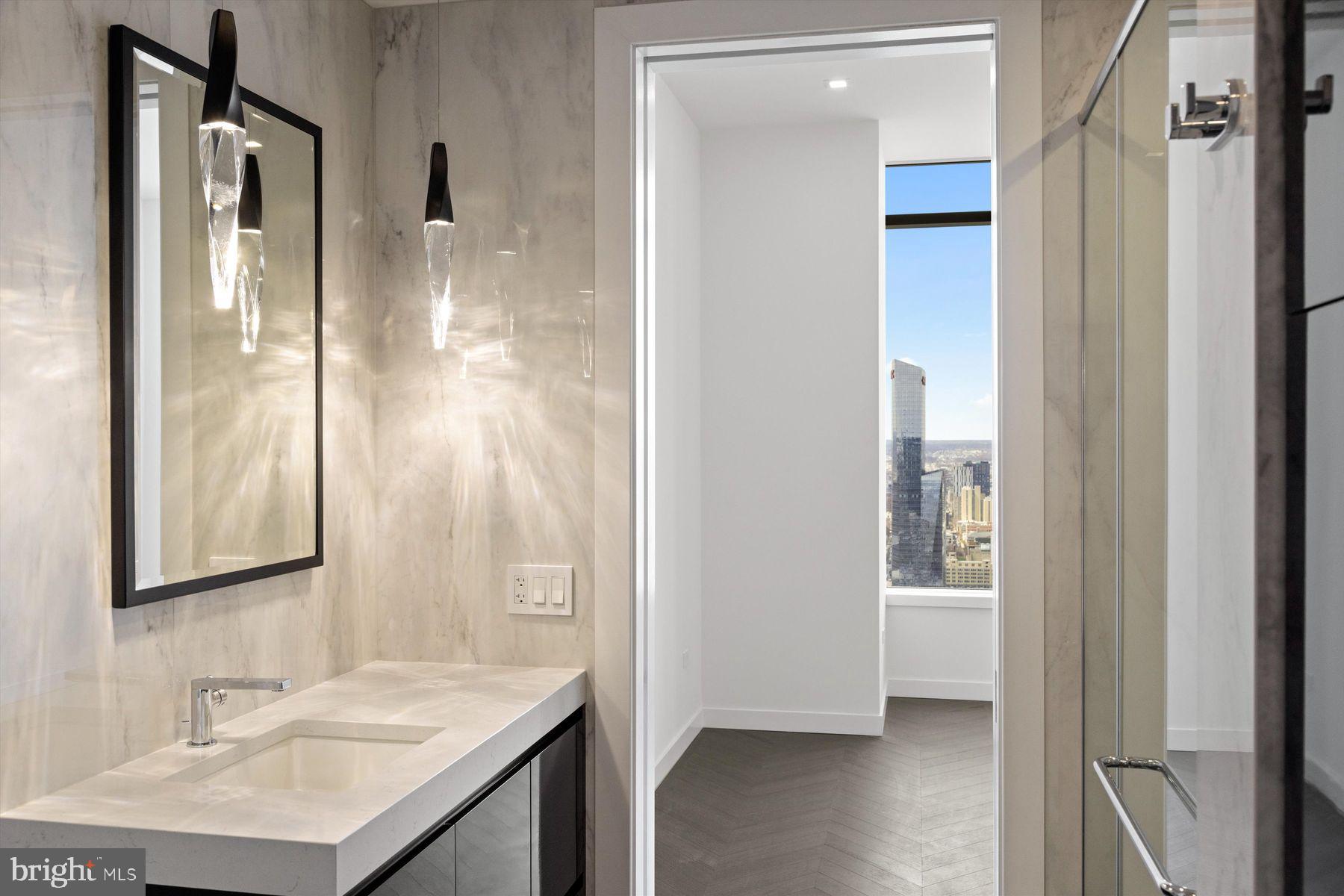 CENTER CITY - Residential