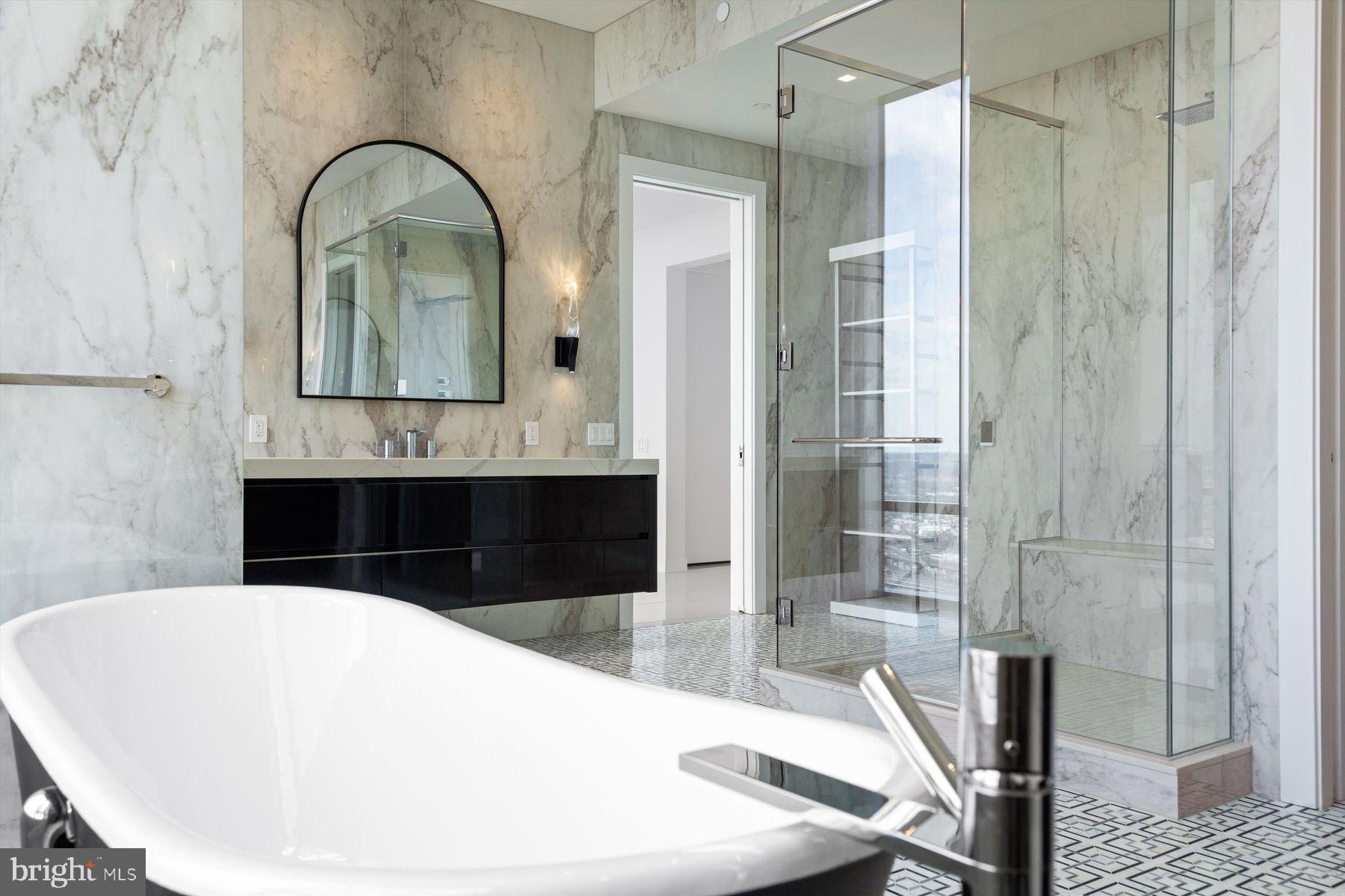 CENTER CITY - Residential