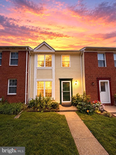 Townhouse For Sale - 5 Reaching Circle<br/> Baltimore County, BALTIMORE, MD 21221
