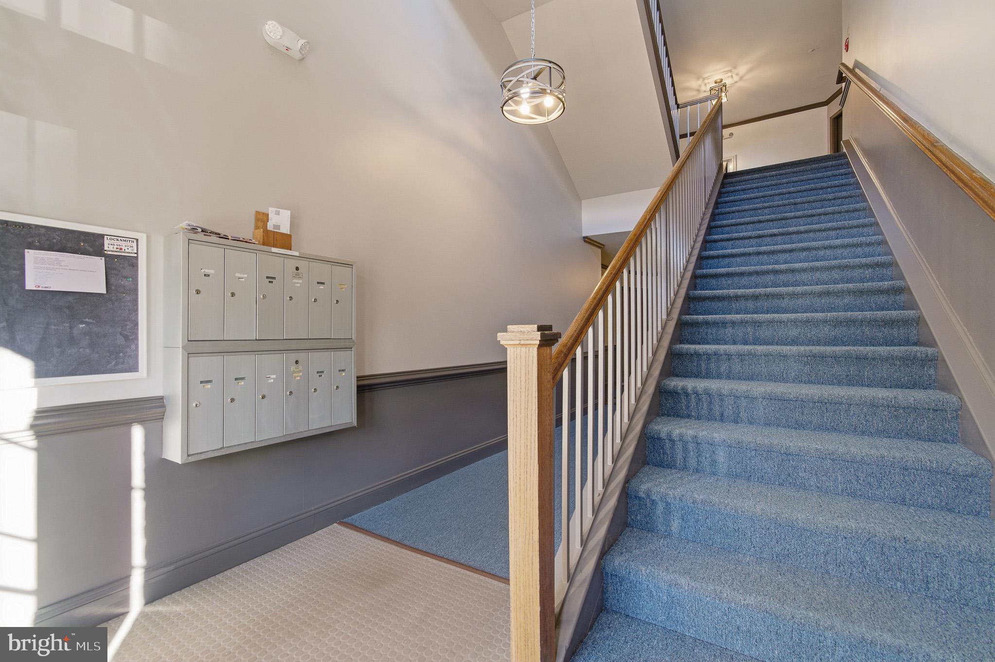 LAKETREE - Residential