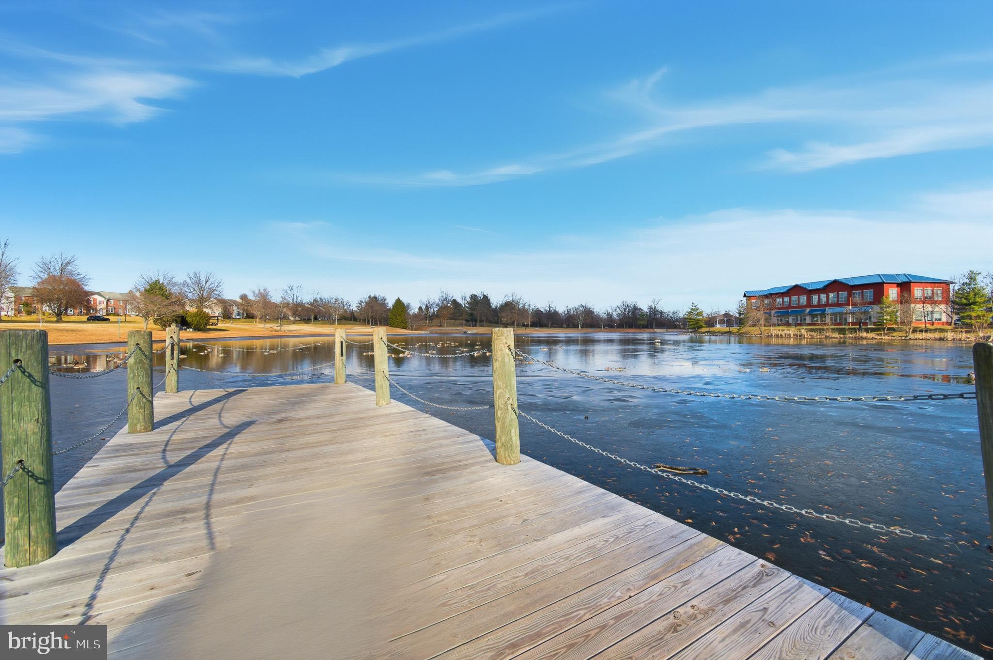 LAKETREE - Residential