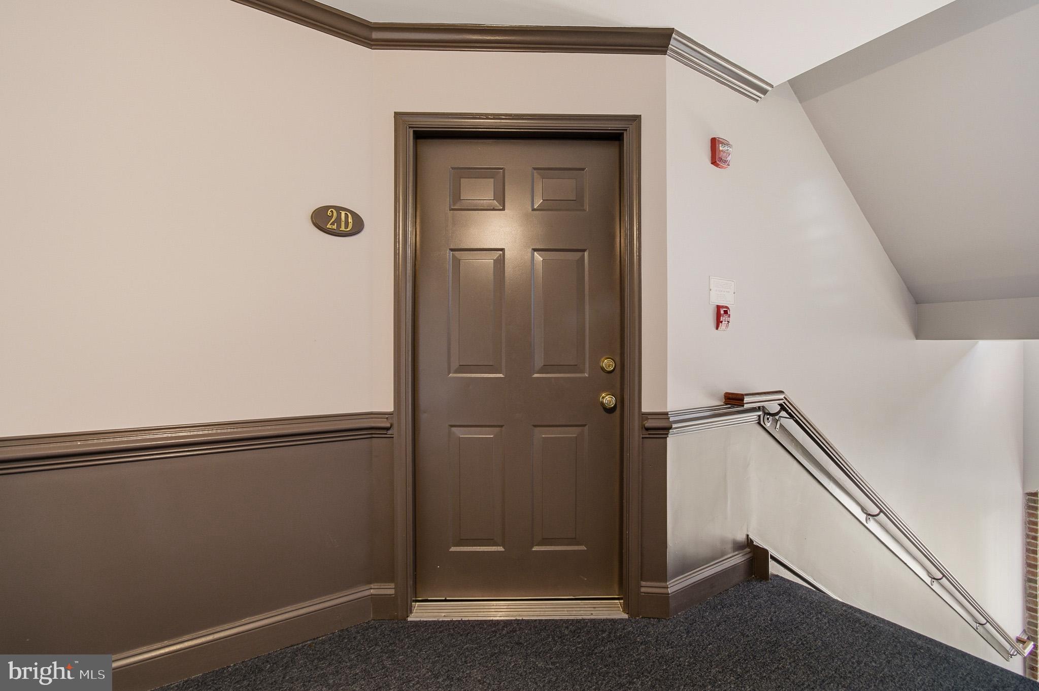 LAKETREE - Residential