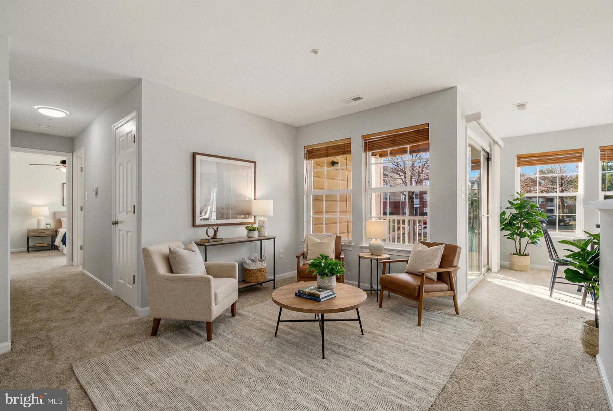 LAKETREE - Residential