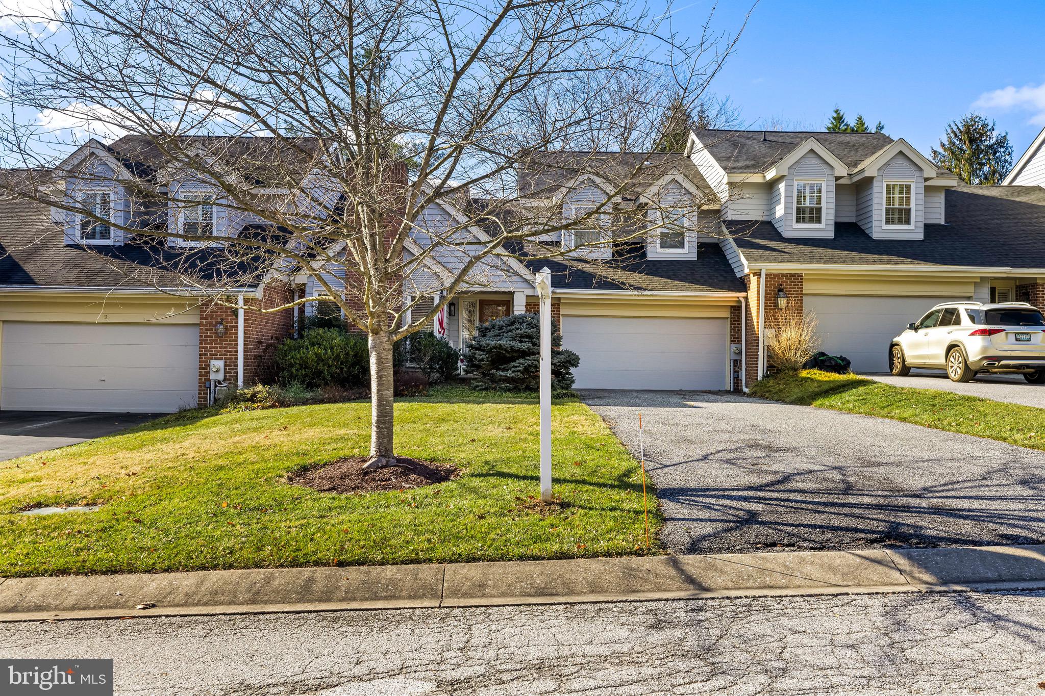 THE MEADOWS OF GREEN SPRING - Residential