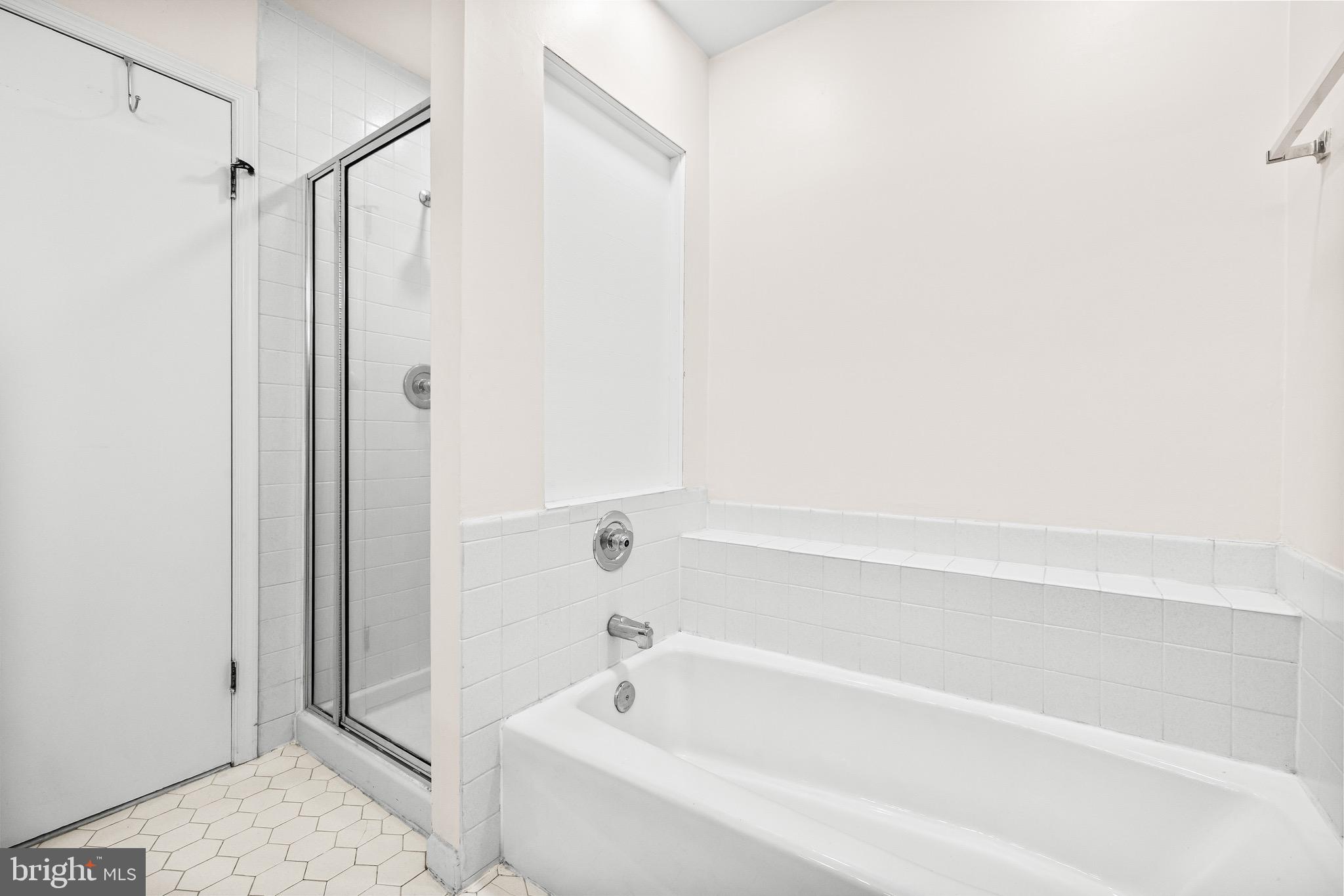 THE MEADOWS OF GREEN SPRING - Residential