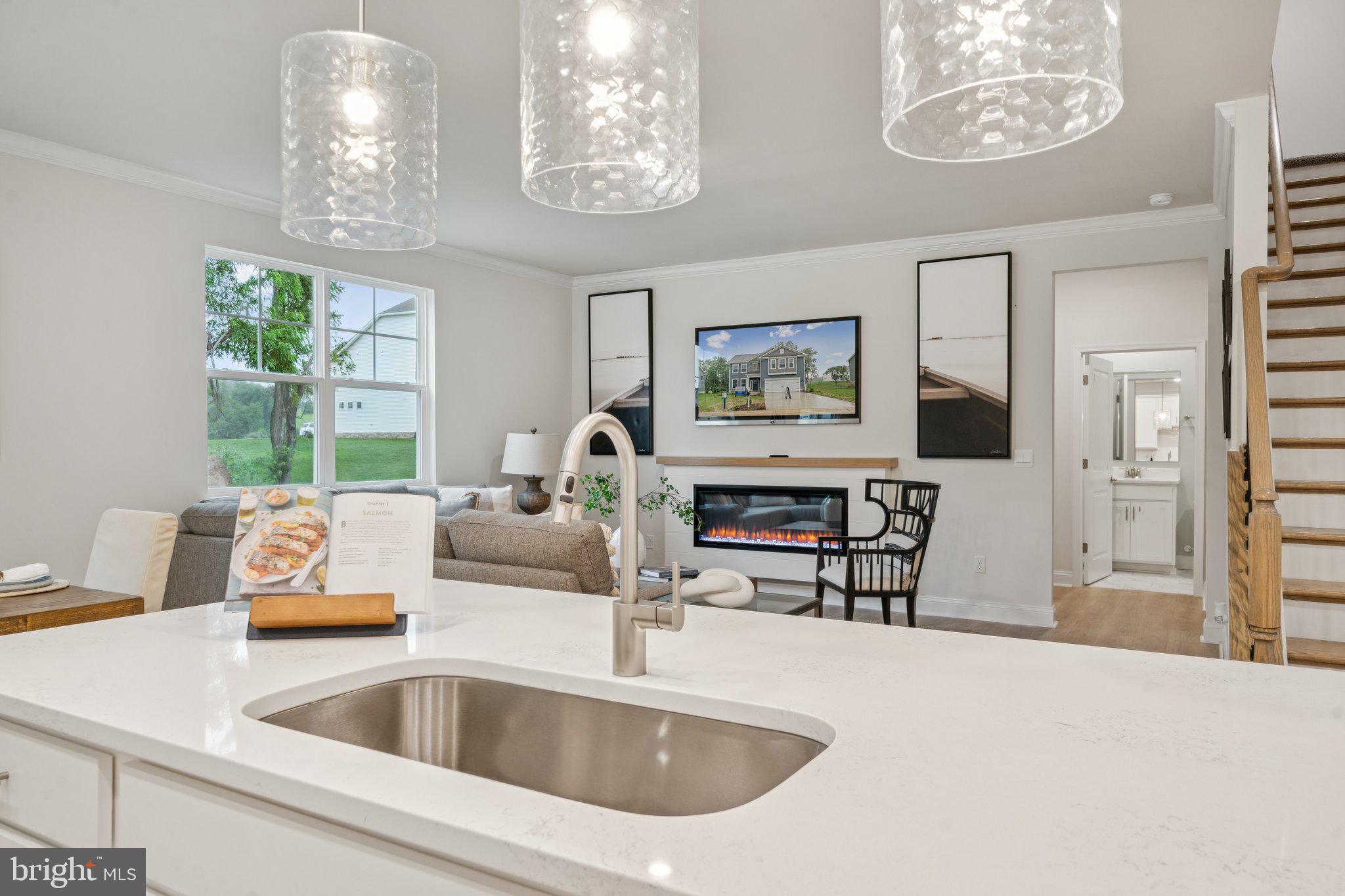 SPRING LAKES - Residential