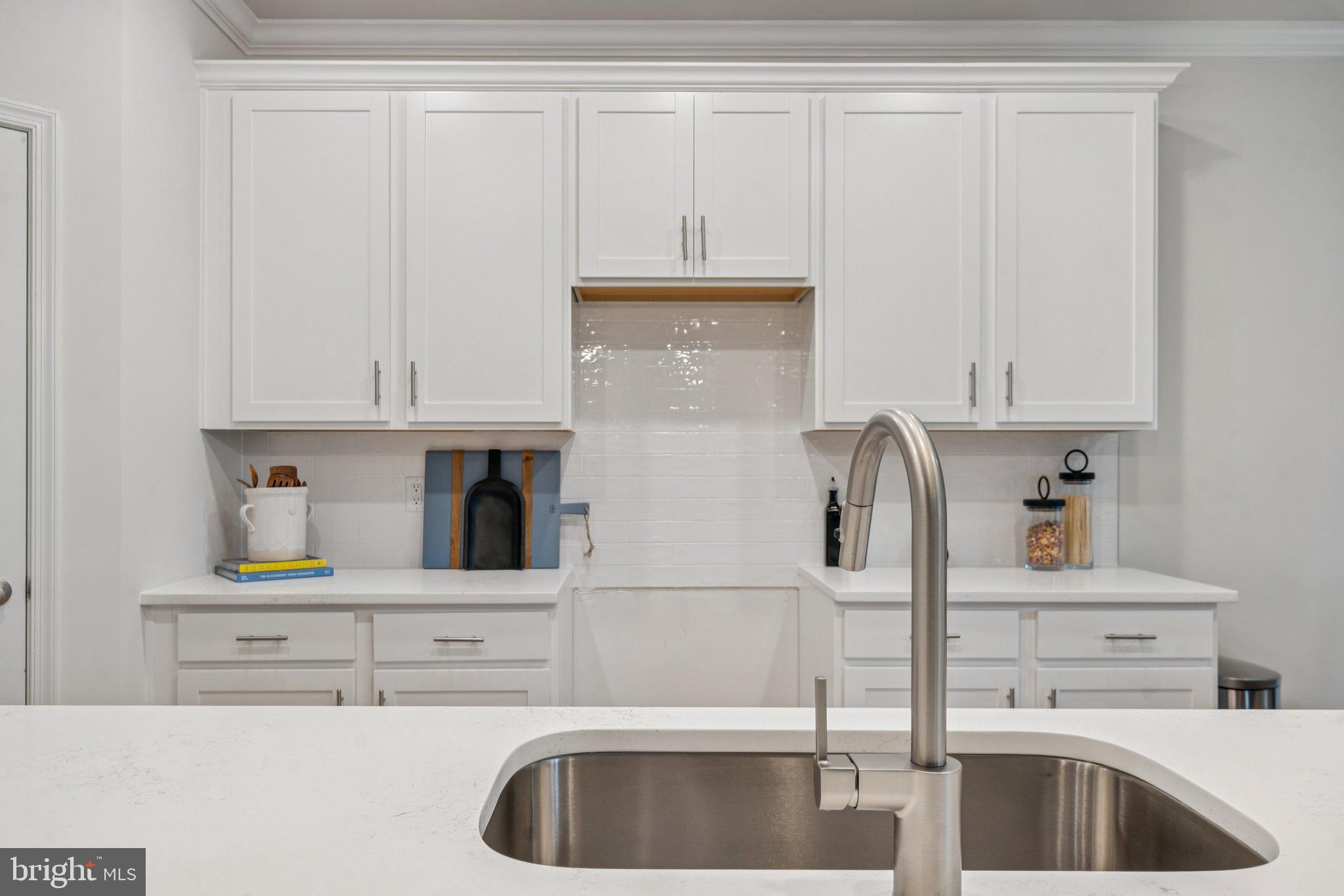 SPRING LAKES - Residential