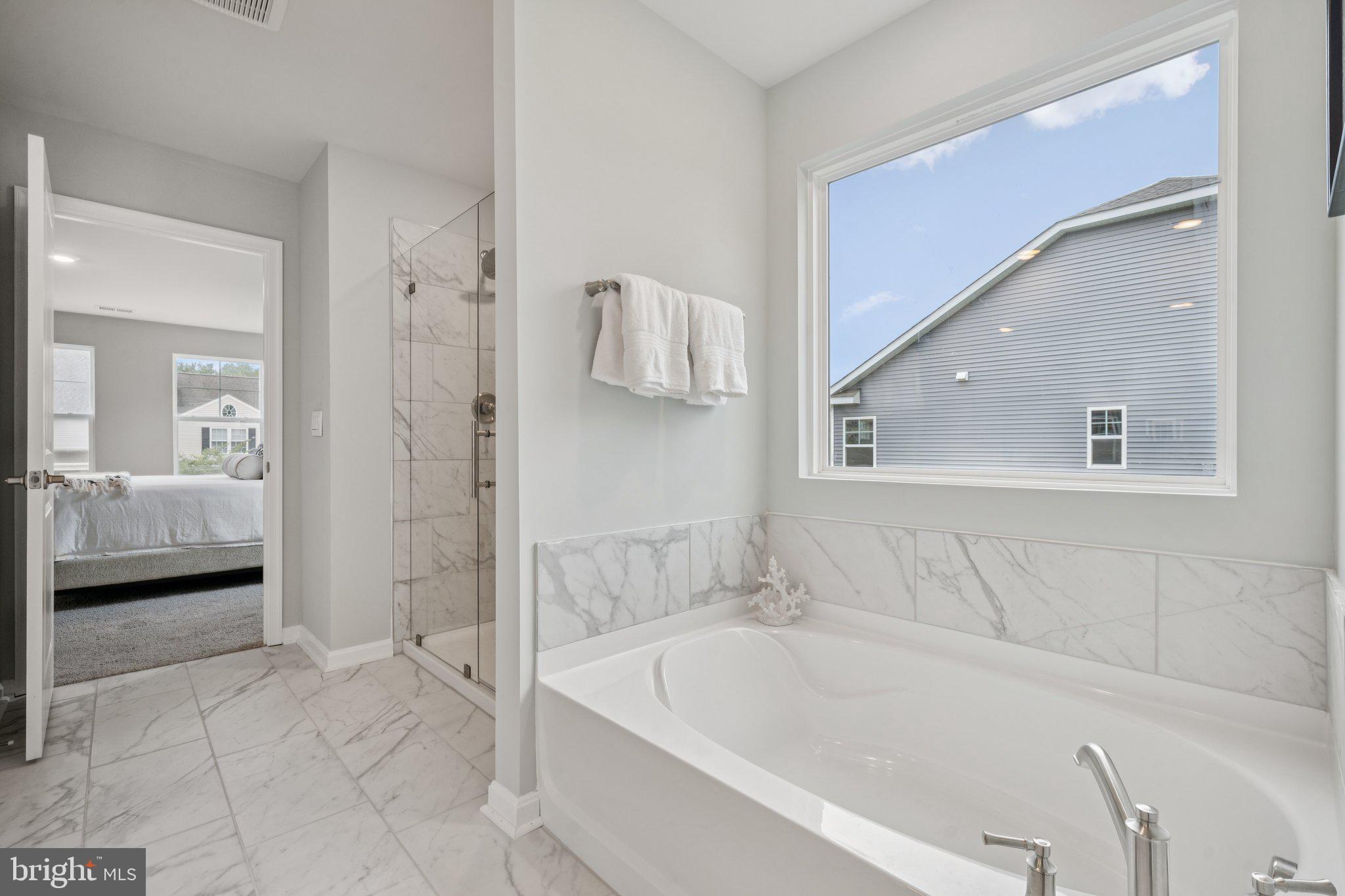 SPRING LAKES - Residential