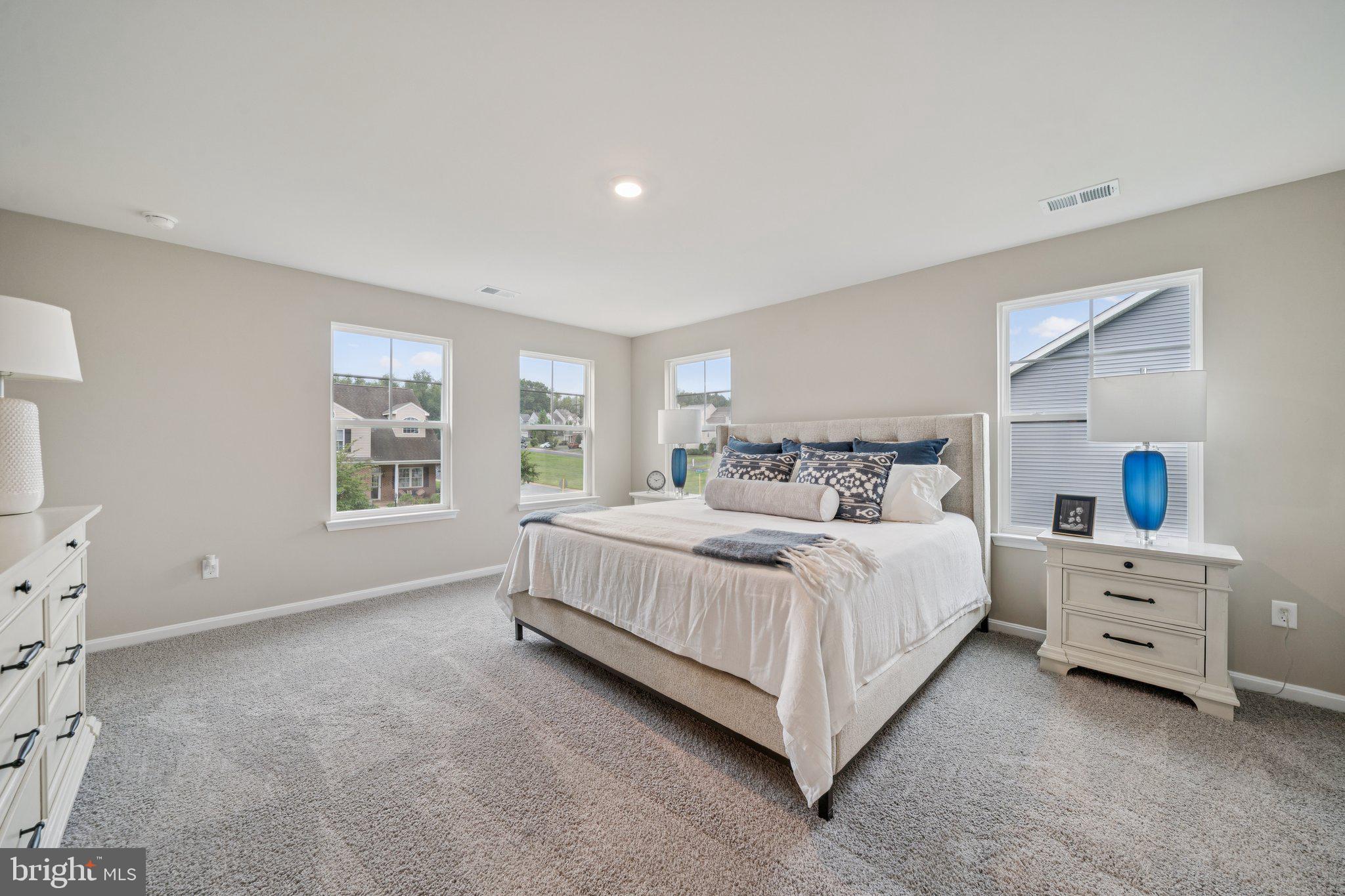 SPRING LAKES - Residential