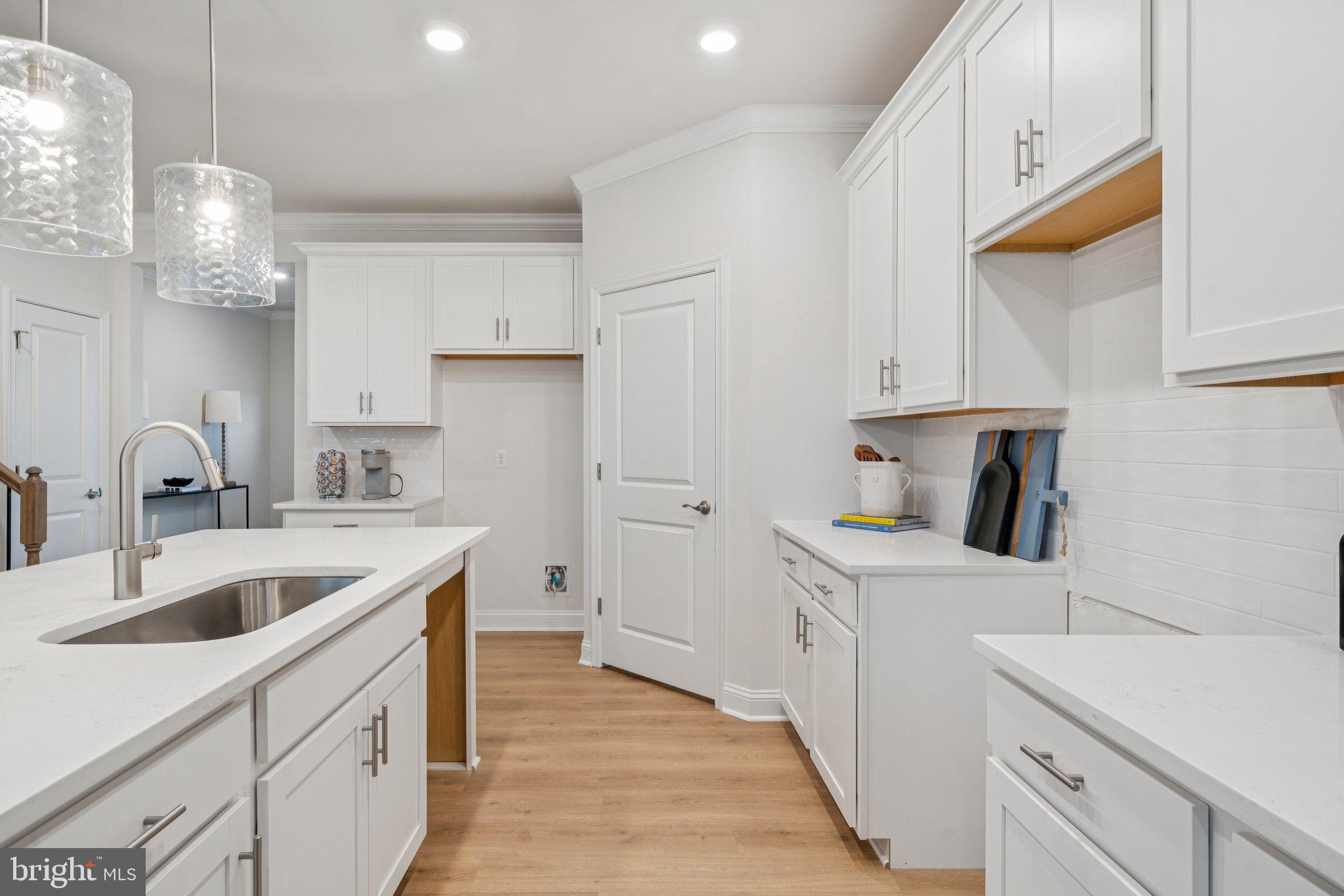 SPRING LAKES - Residential