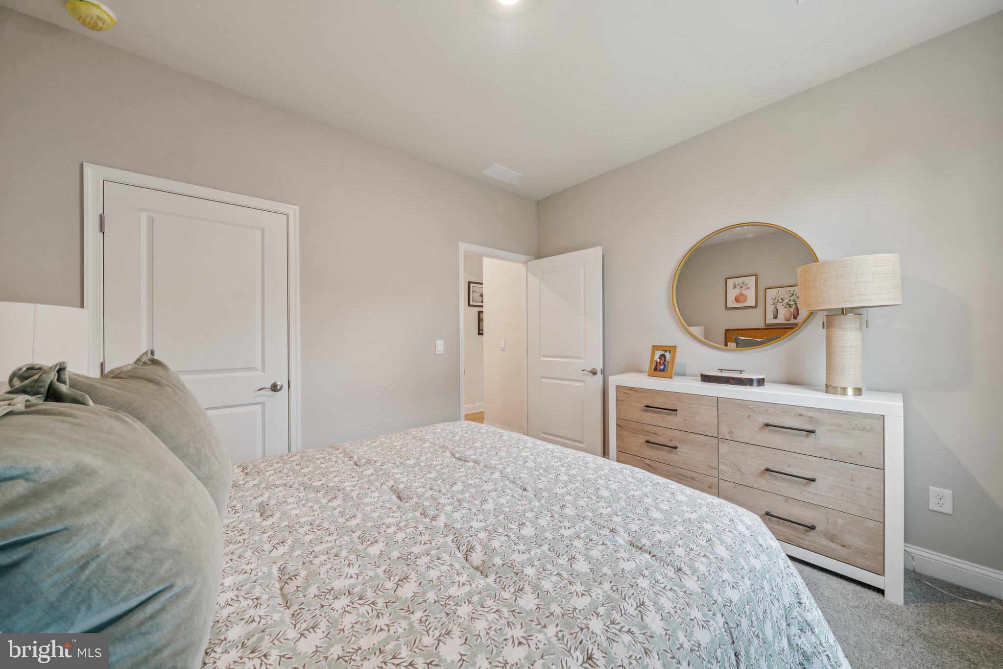 SPRING LAKES - Residential