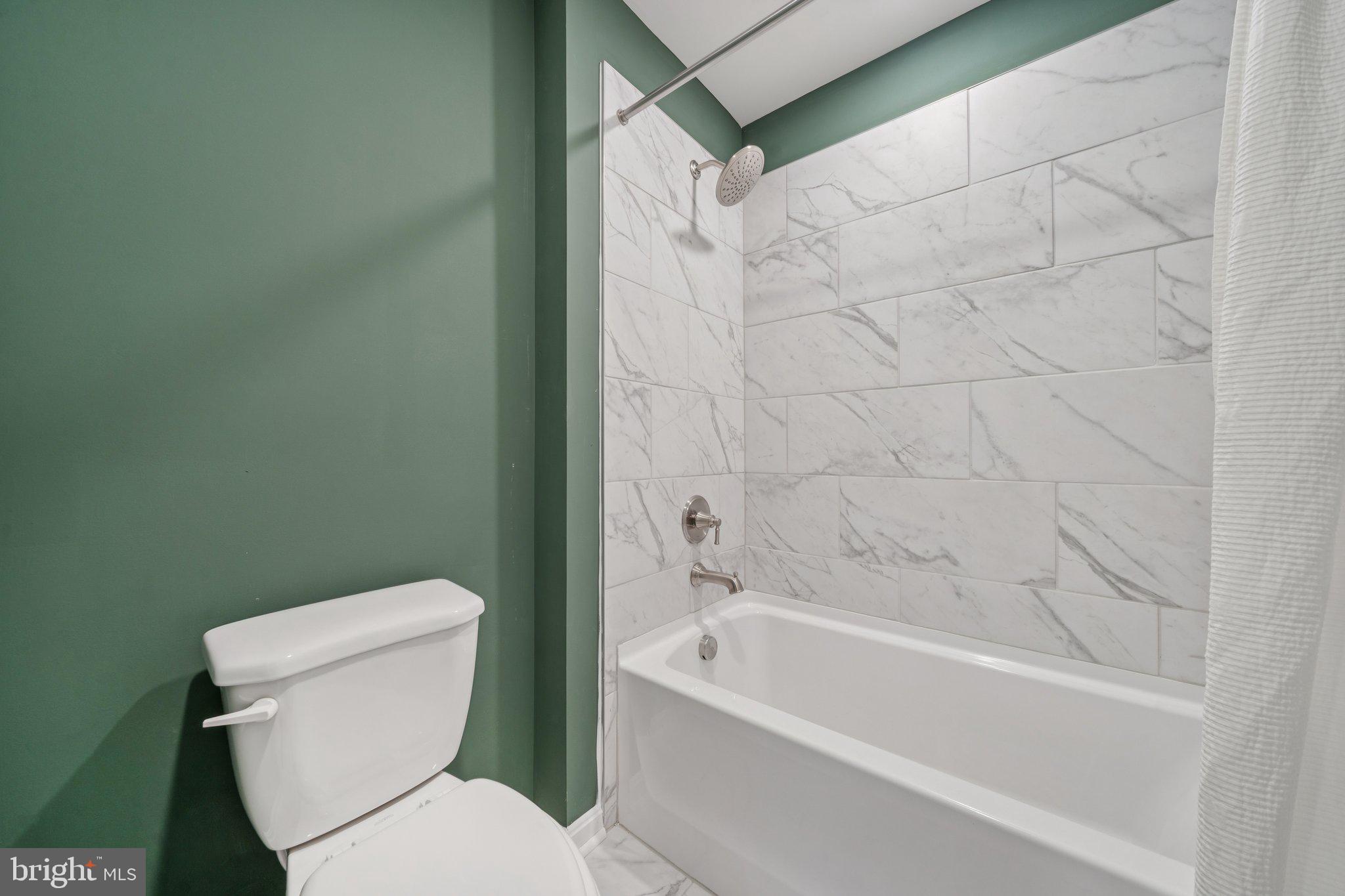 SPRING LAKES - Residential