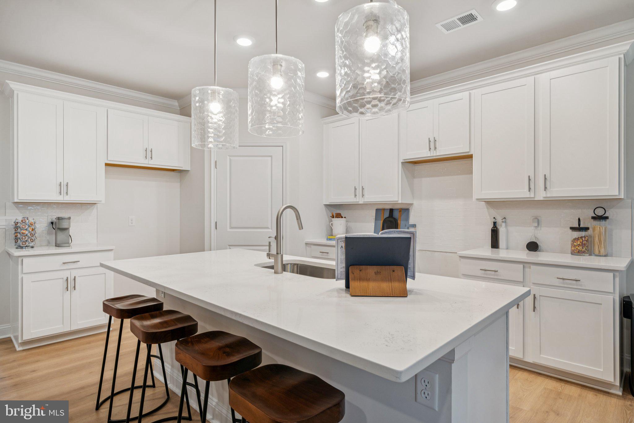 SPRING LAKES - Residential