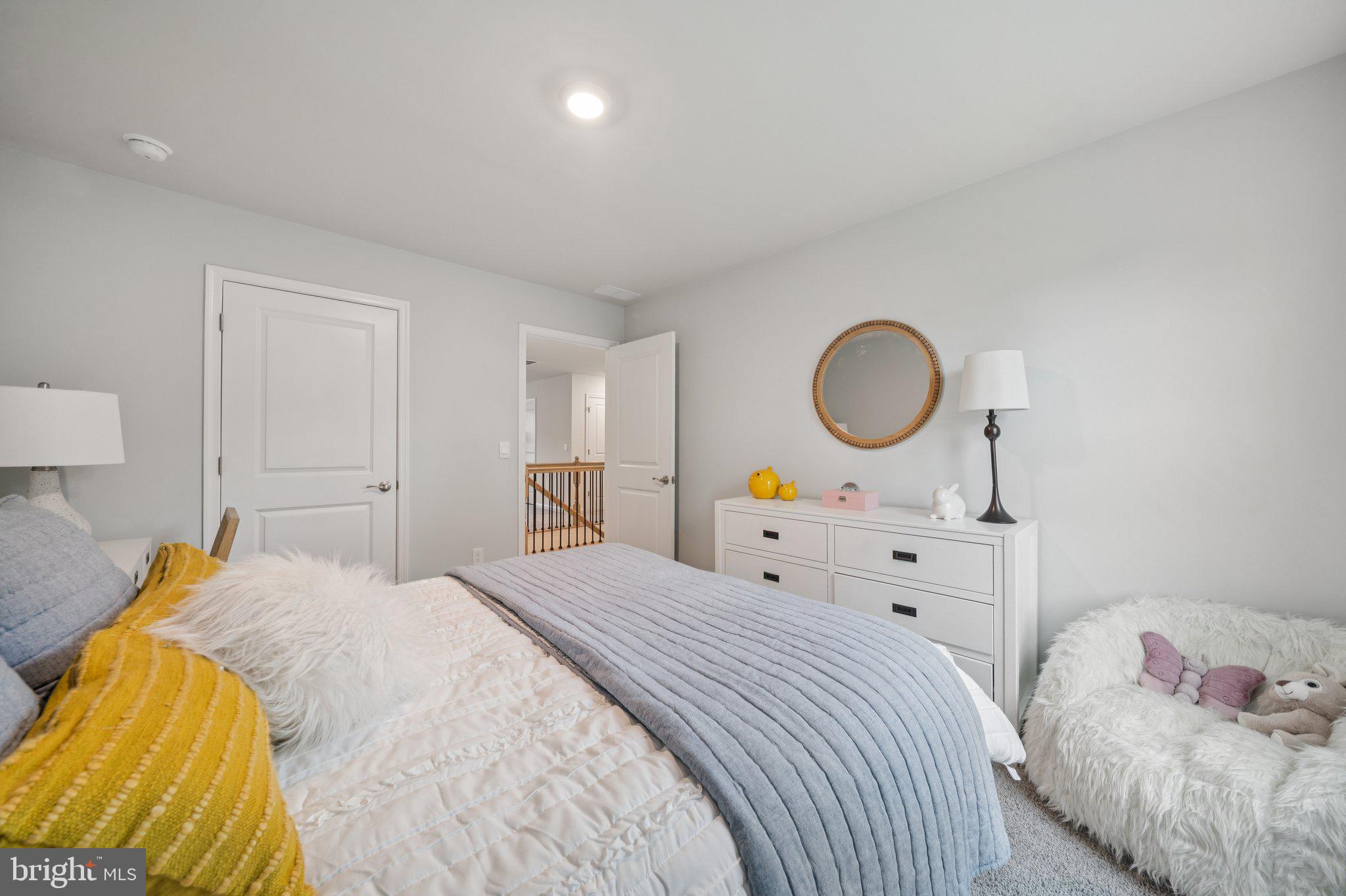 SPRING LAKES - Residential