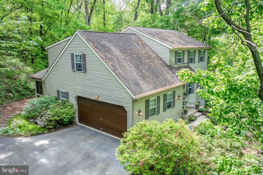 Photo of 4133 Forrest Road, MOUNT JOY, PA 17552 (MLS # PALA2069726)