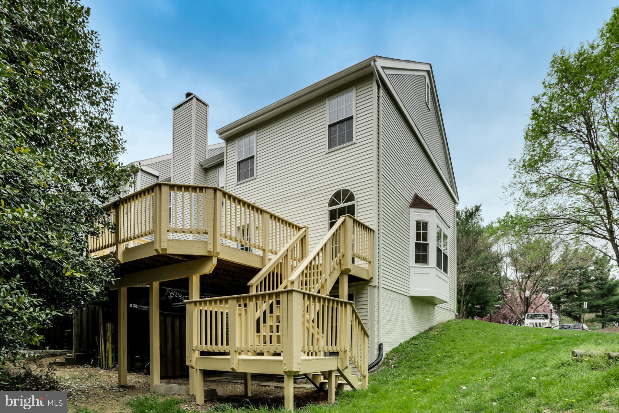 GUNNERS LAKE VILLAGE - Residential