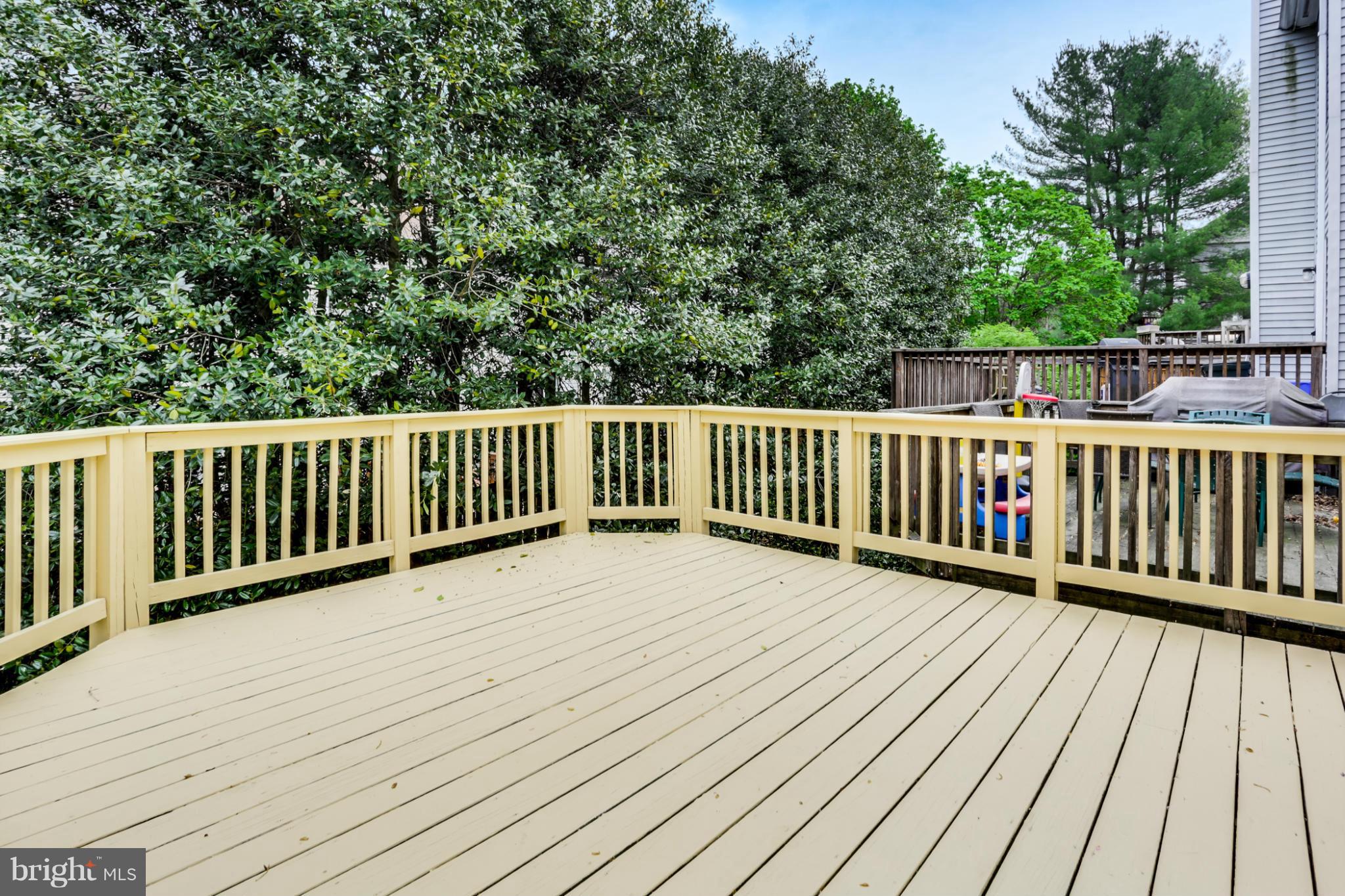 GUNNERS LAKE VILLAGE - Residential