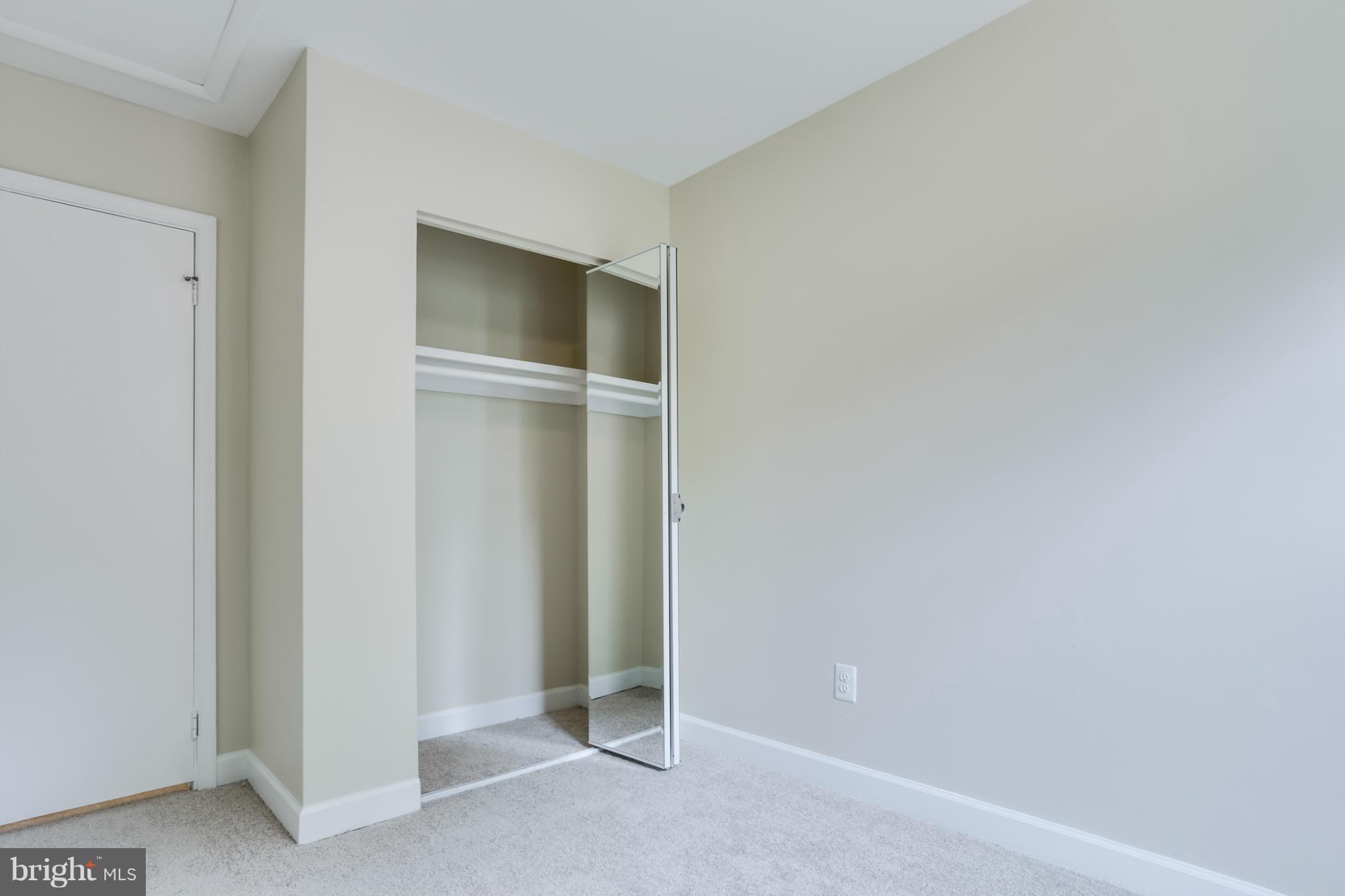 GUNNERS LAKE VILLAGE - Residential