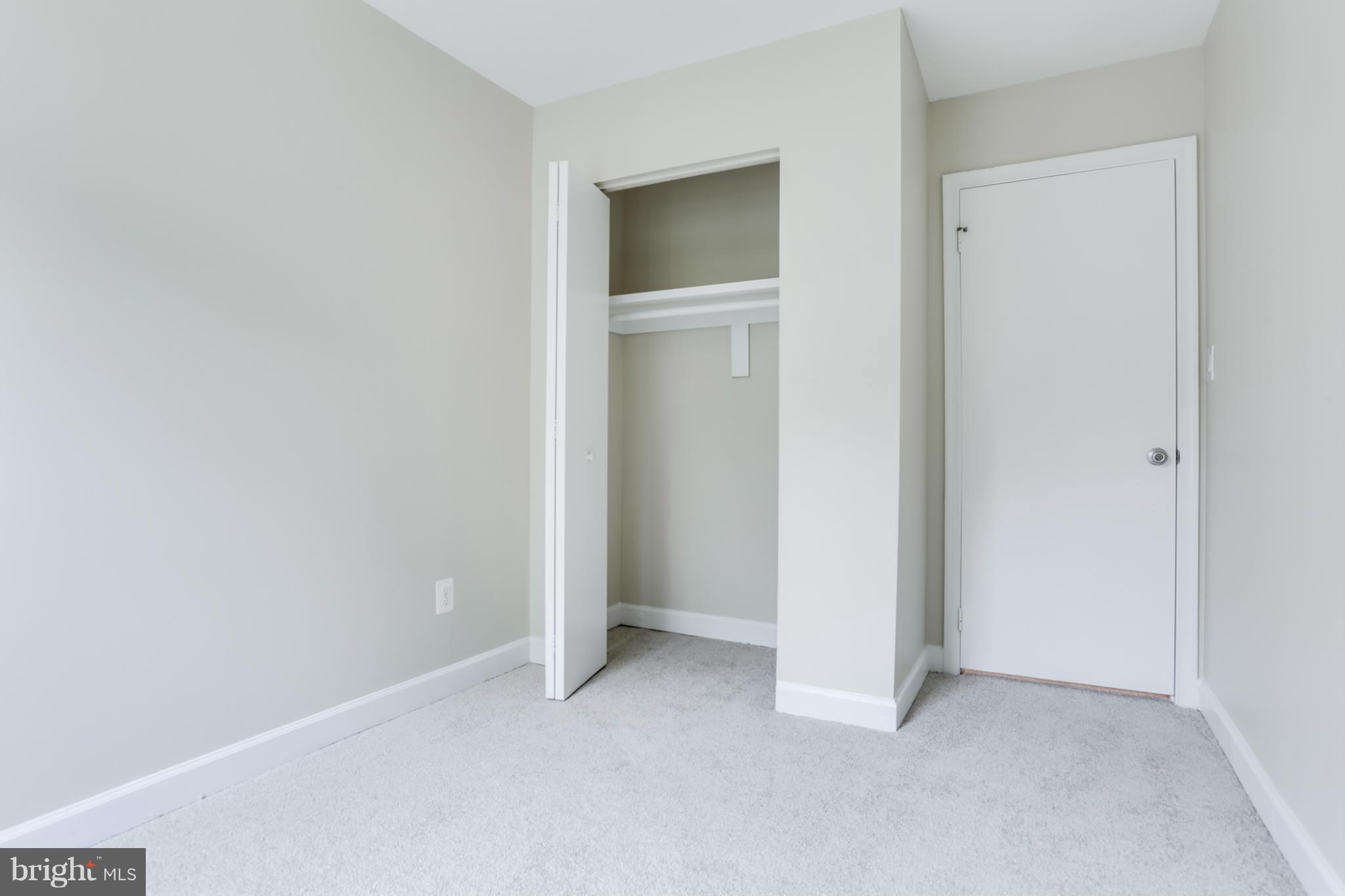 GUNNERS LAKE VILLAGE - Residential