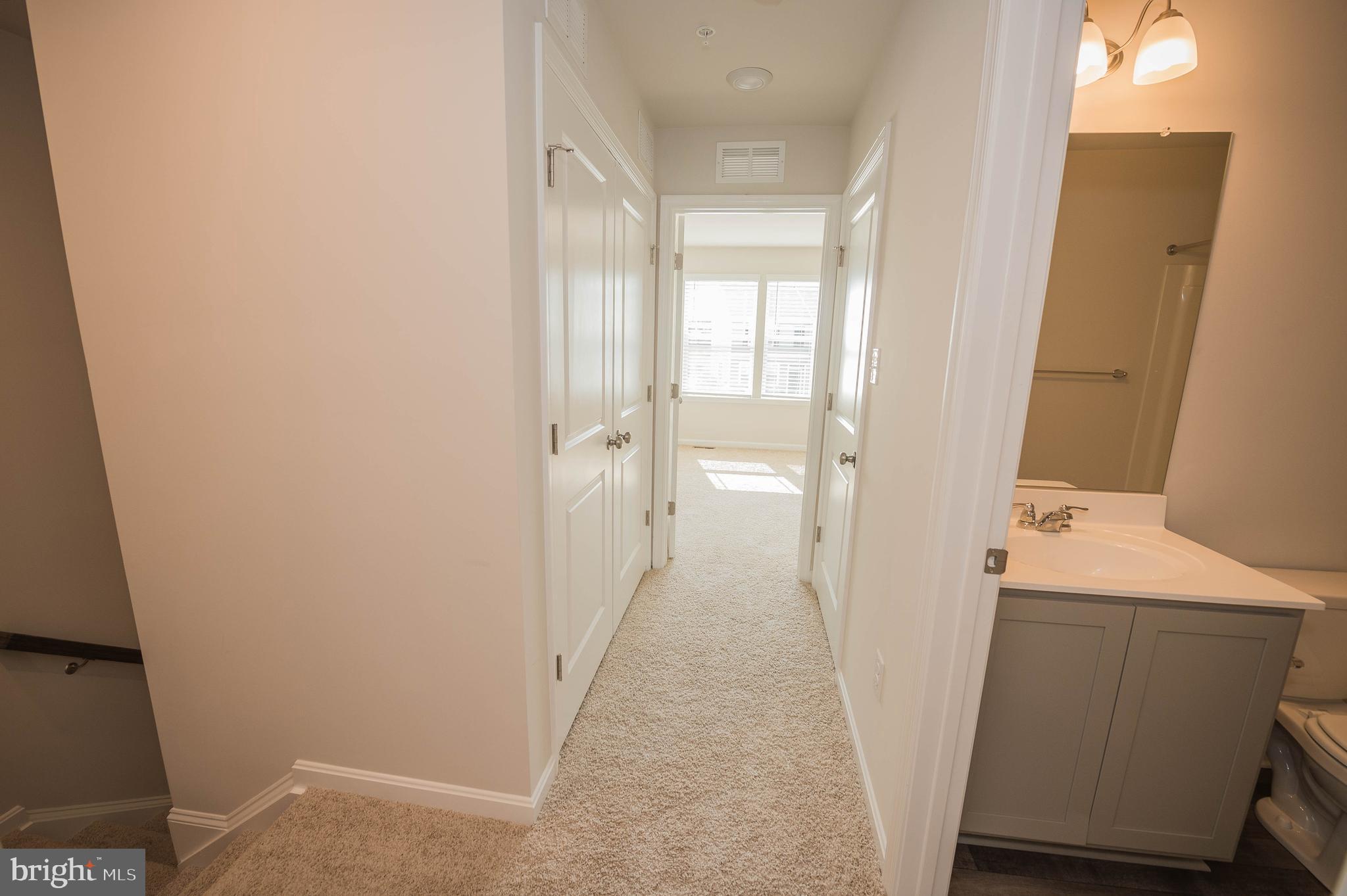 VILLAGES OF AYDELOTTE - Residential Lease