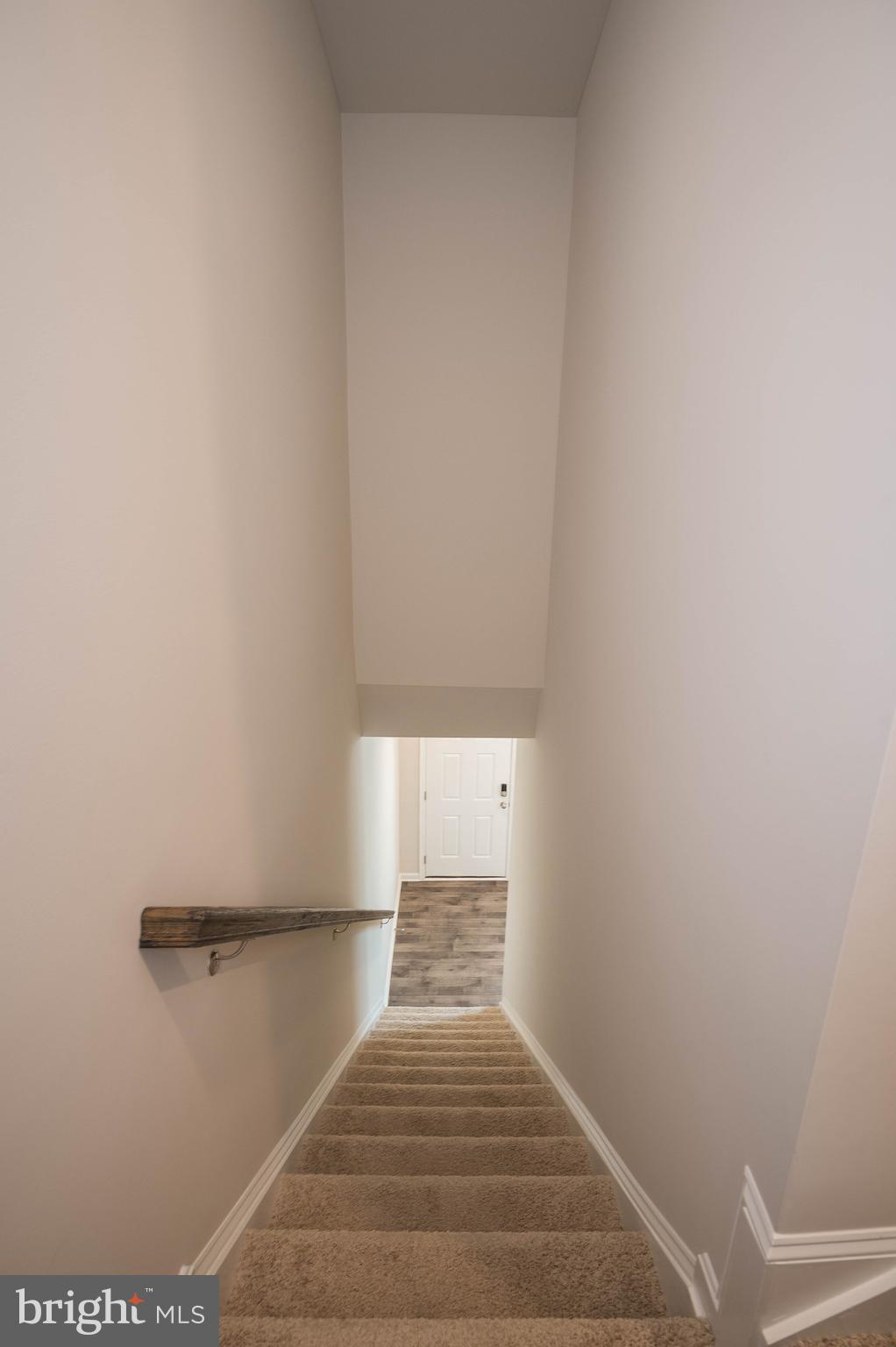 VILLAGES OF AYDELOTTE - Residential Lease