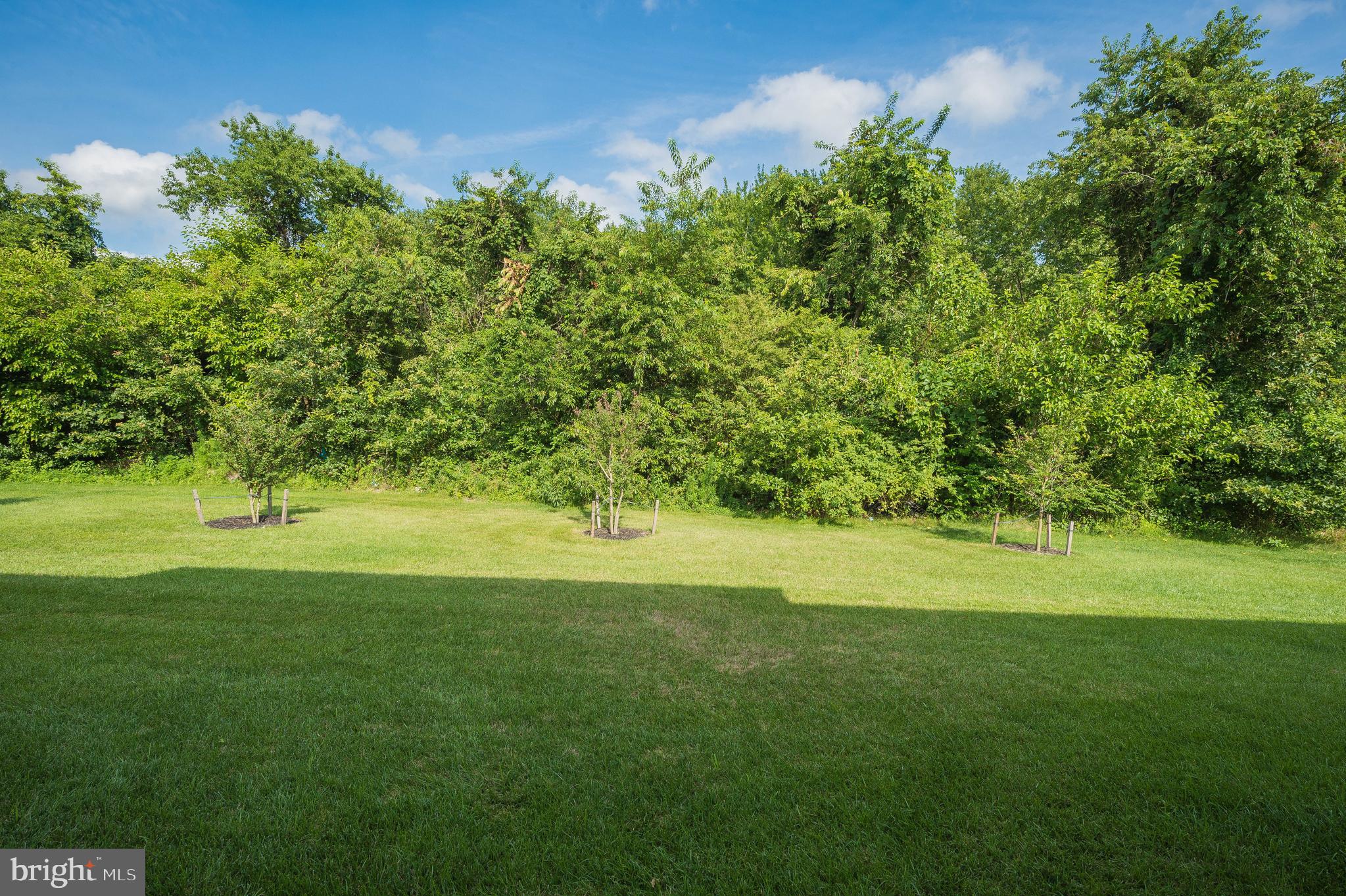 VILLAGES OF AYDELOTTE - Residential Lease