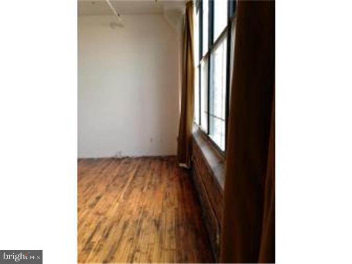LOFT DISTRICT - Residential Lease
